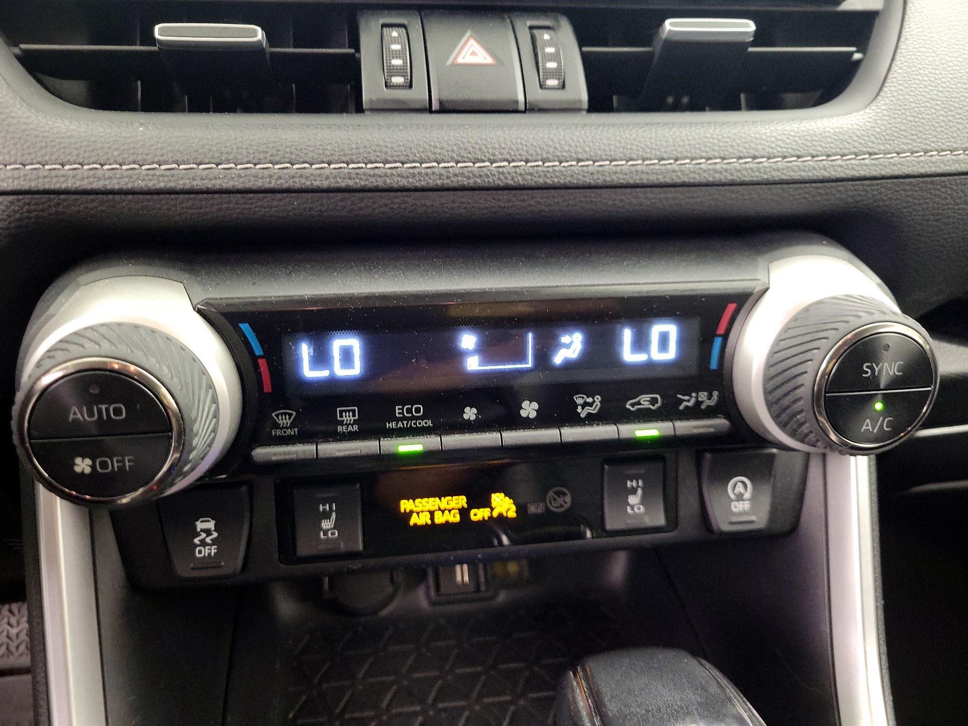 Thumbnail: 2021 Toyota RAV4 - 16