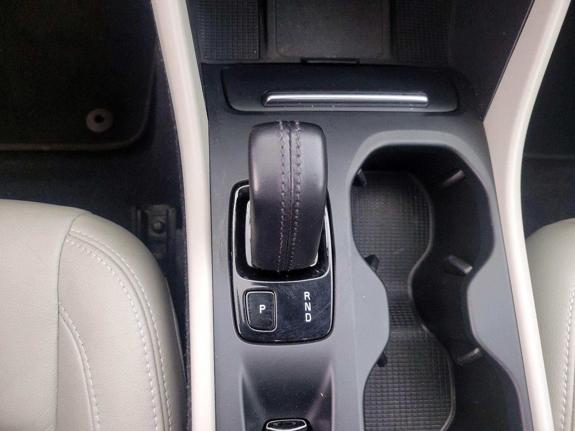 Thumbnail: 2020 Volvo XC40 - 17