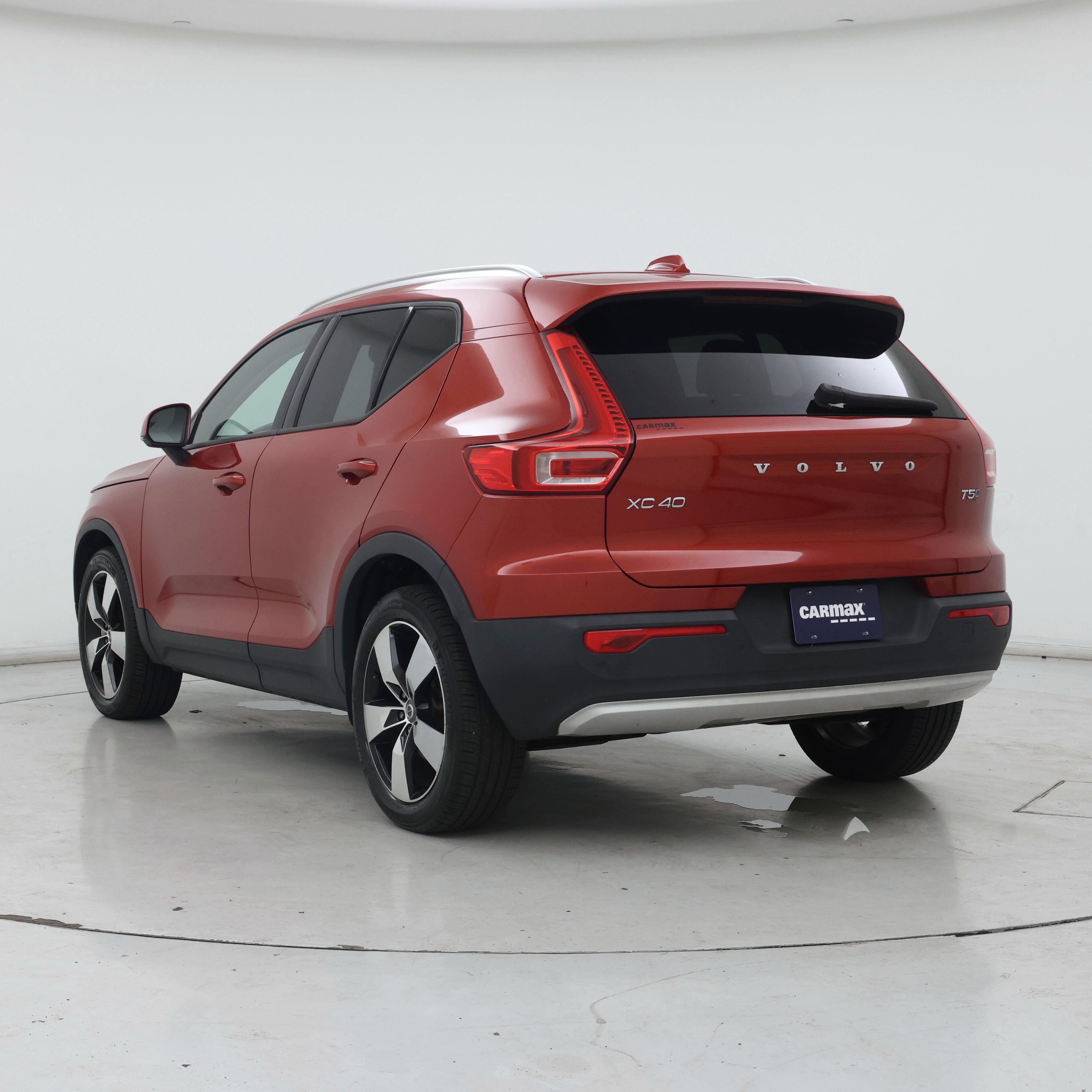 Thumbnail: 2020 Volvo XC40 - 2