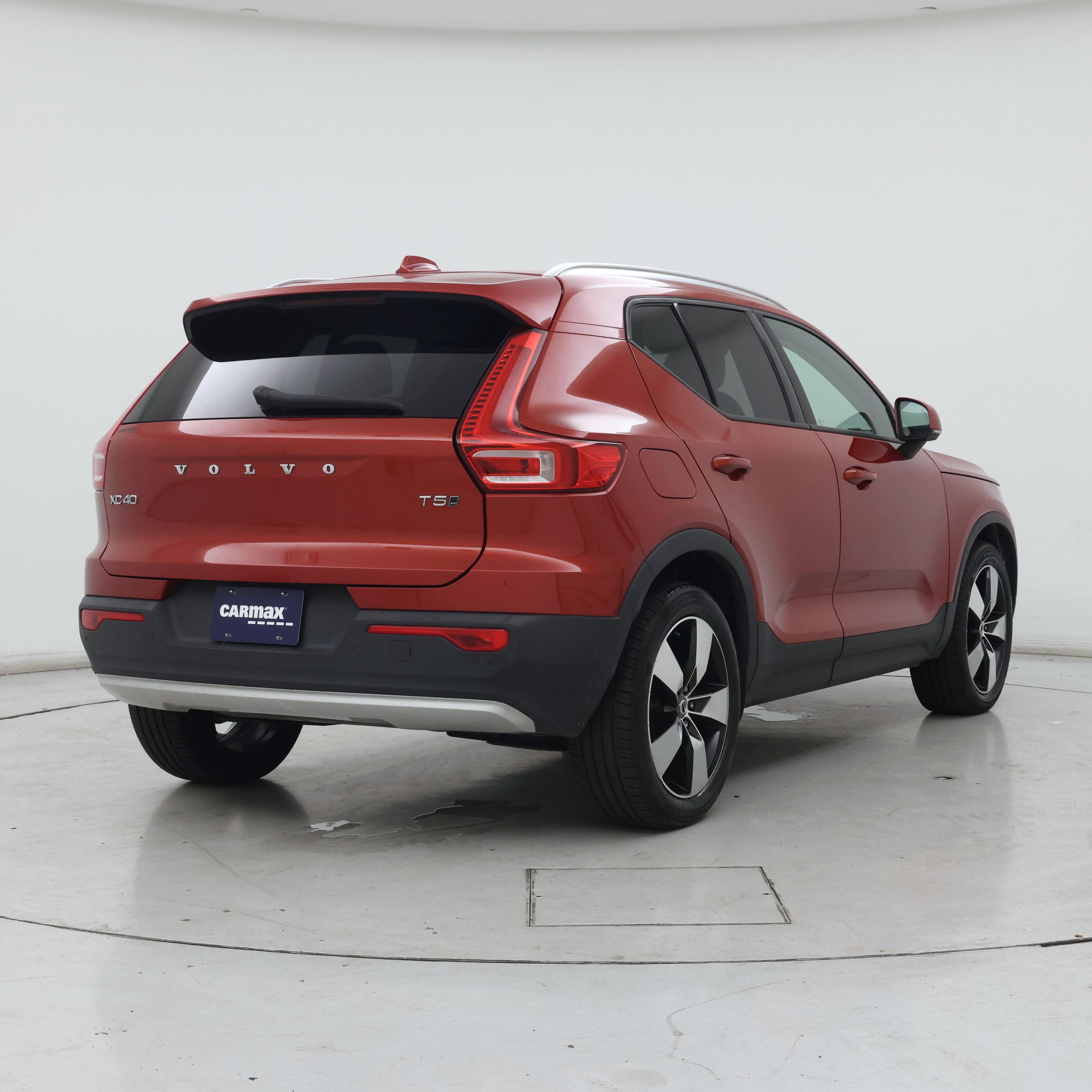 Thumbnail: 2020 Volvo XC40 - 8