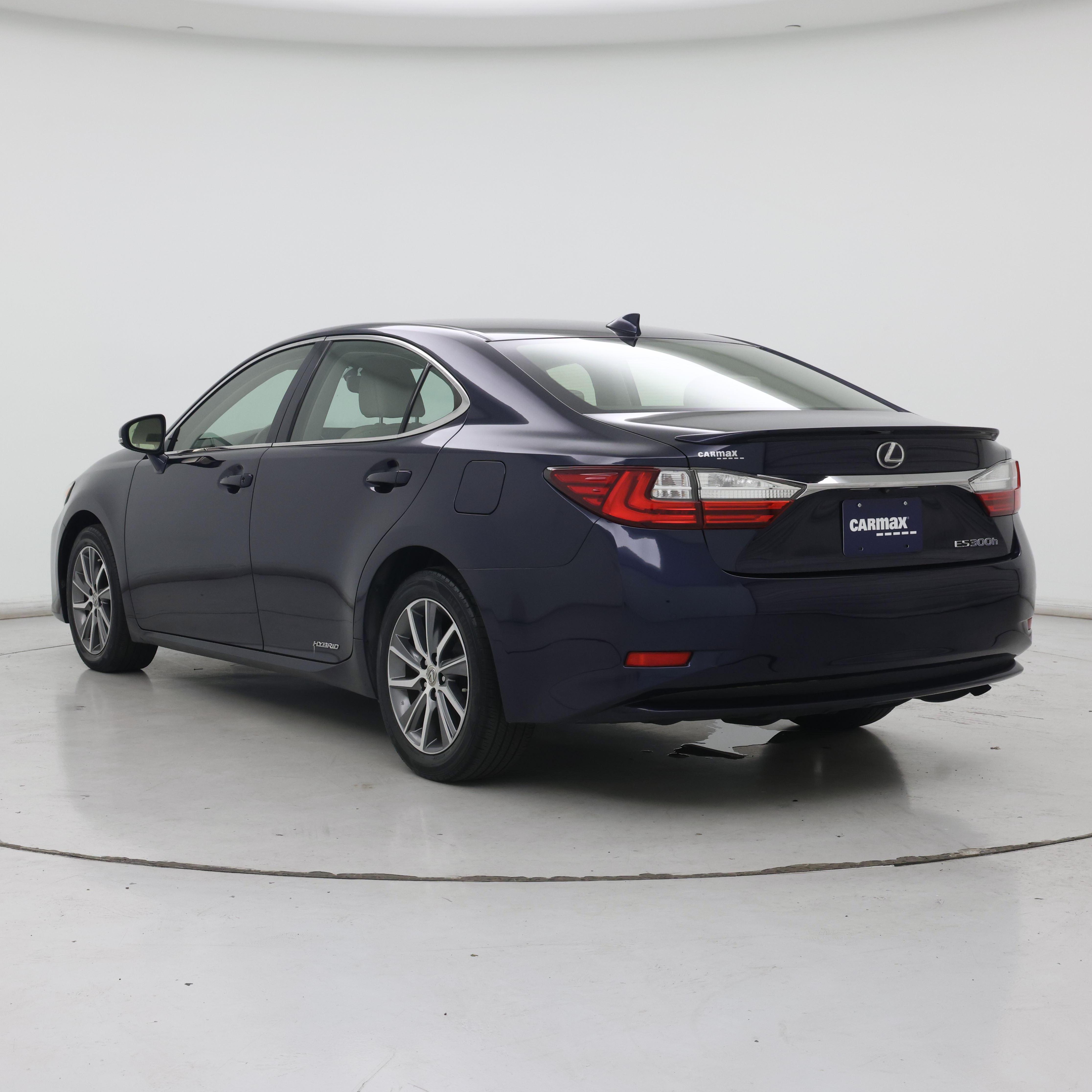 Thumbnail: 2016 Lexus ES - 2