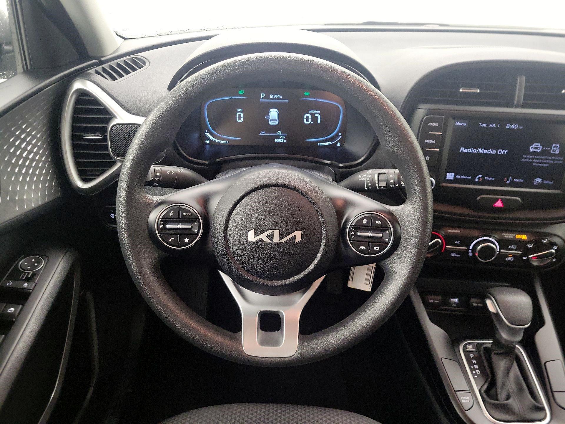 Thumbnail: 2023 Kia Soul - 10
