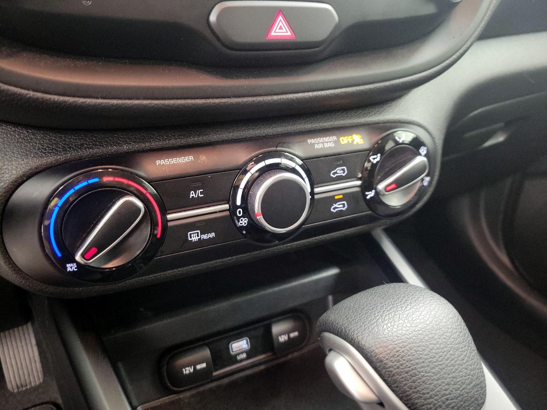 Thumbnail: 2023 Kia Soul - 16