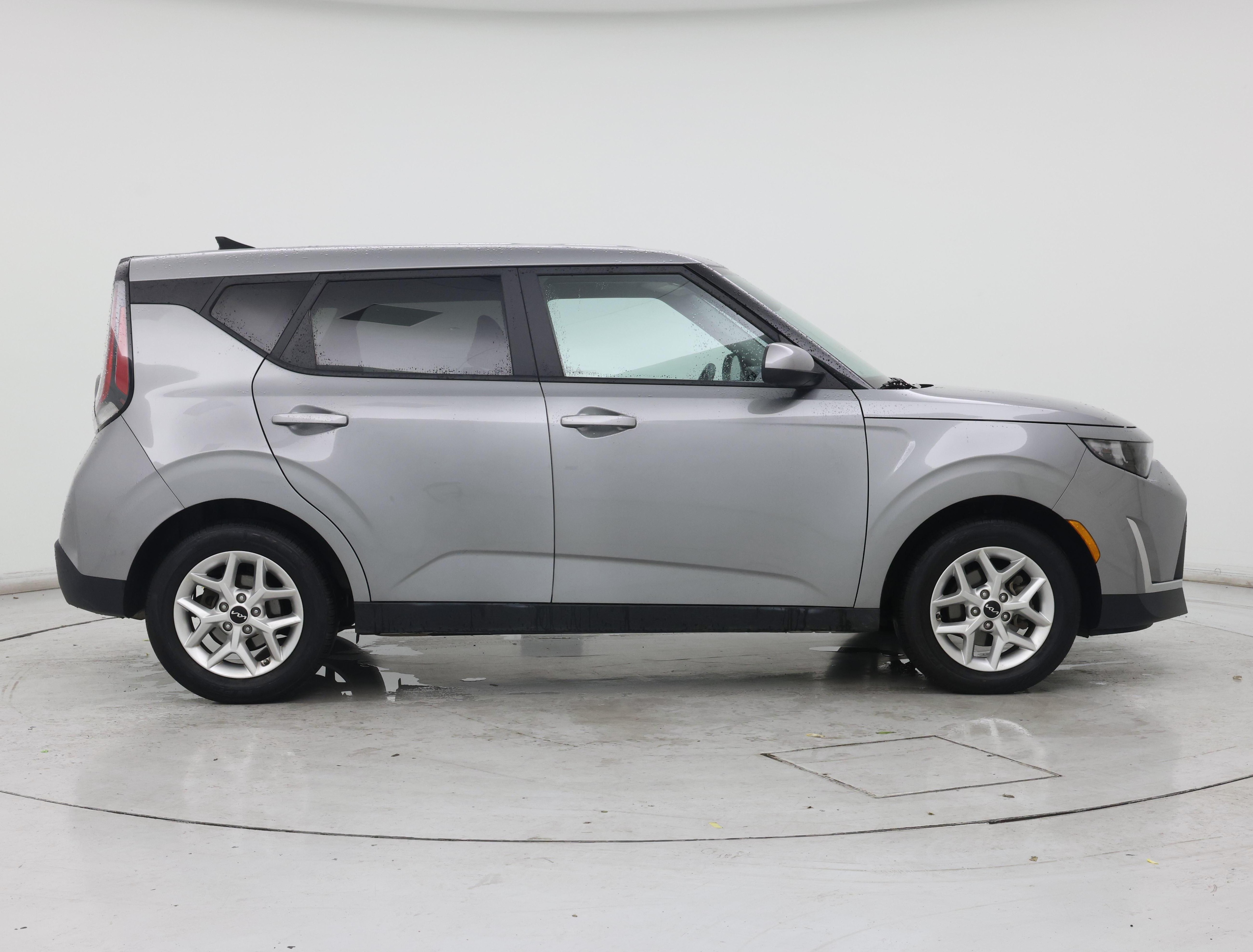 Thumbnail: 2023 Kia Soul - 7