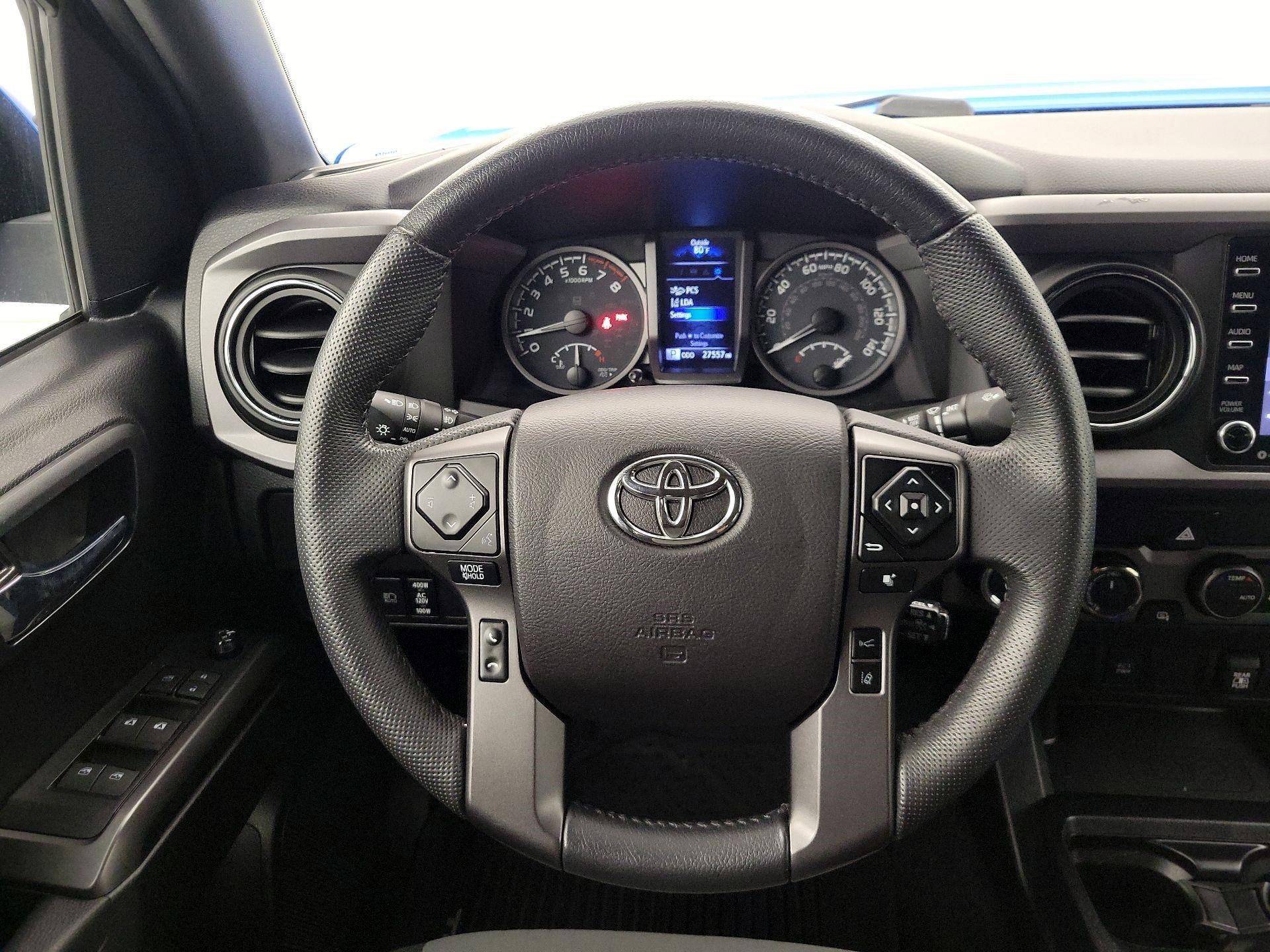 Thumbnail: 2021 Toyota Tacoma - 10