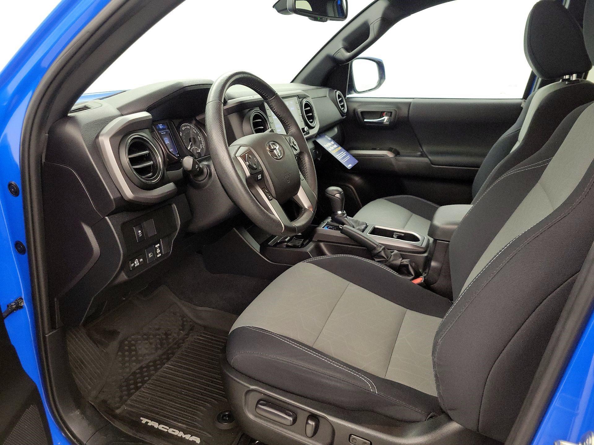 Thumbnail: 2021 Toyota Tacoma - 11