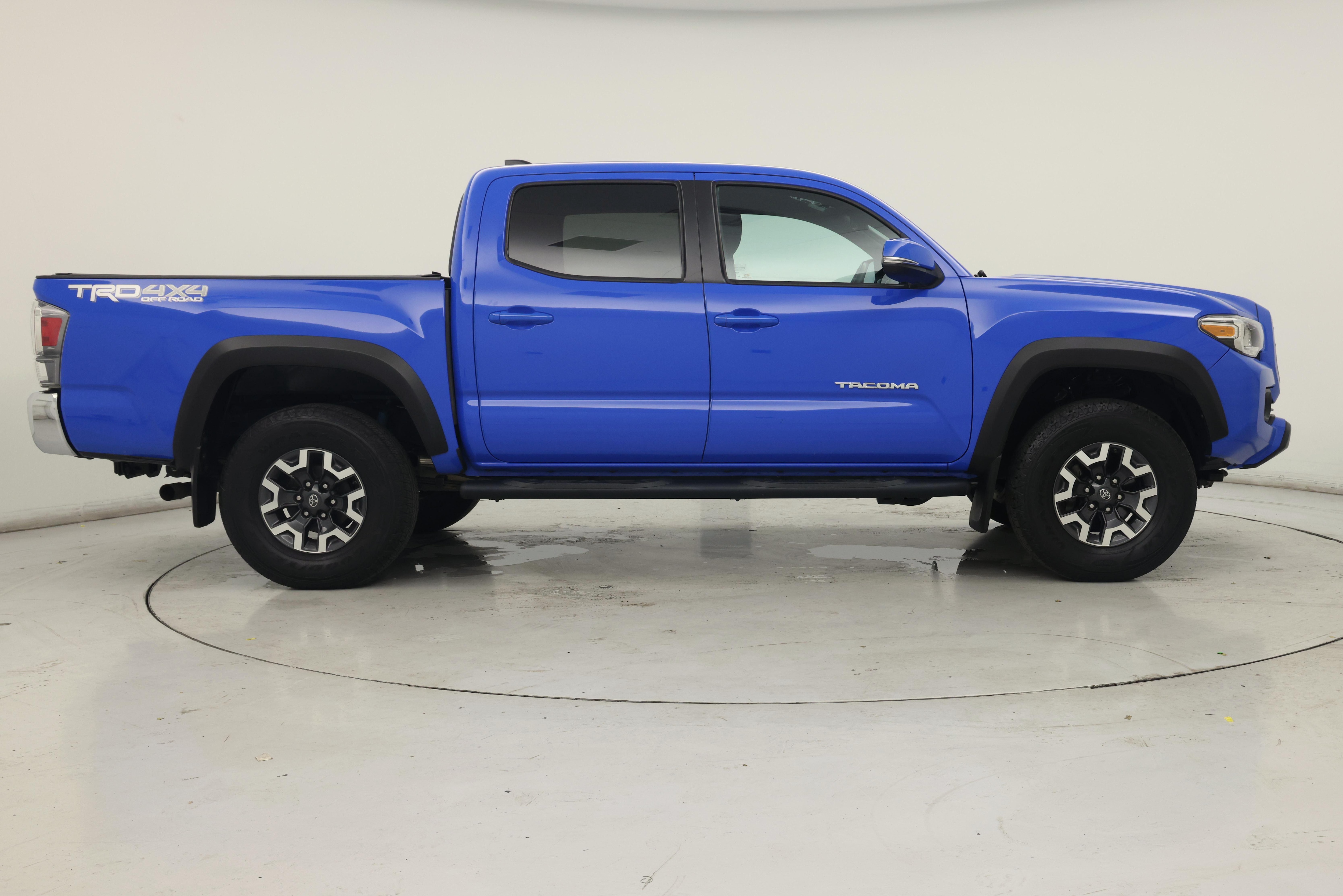 Thumbnail: 2021 Toyota Tacoma - 7