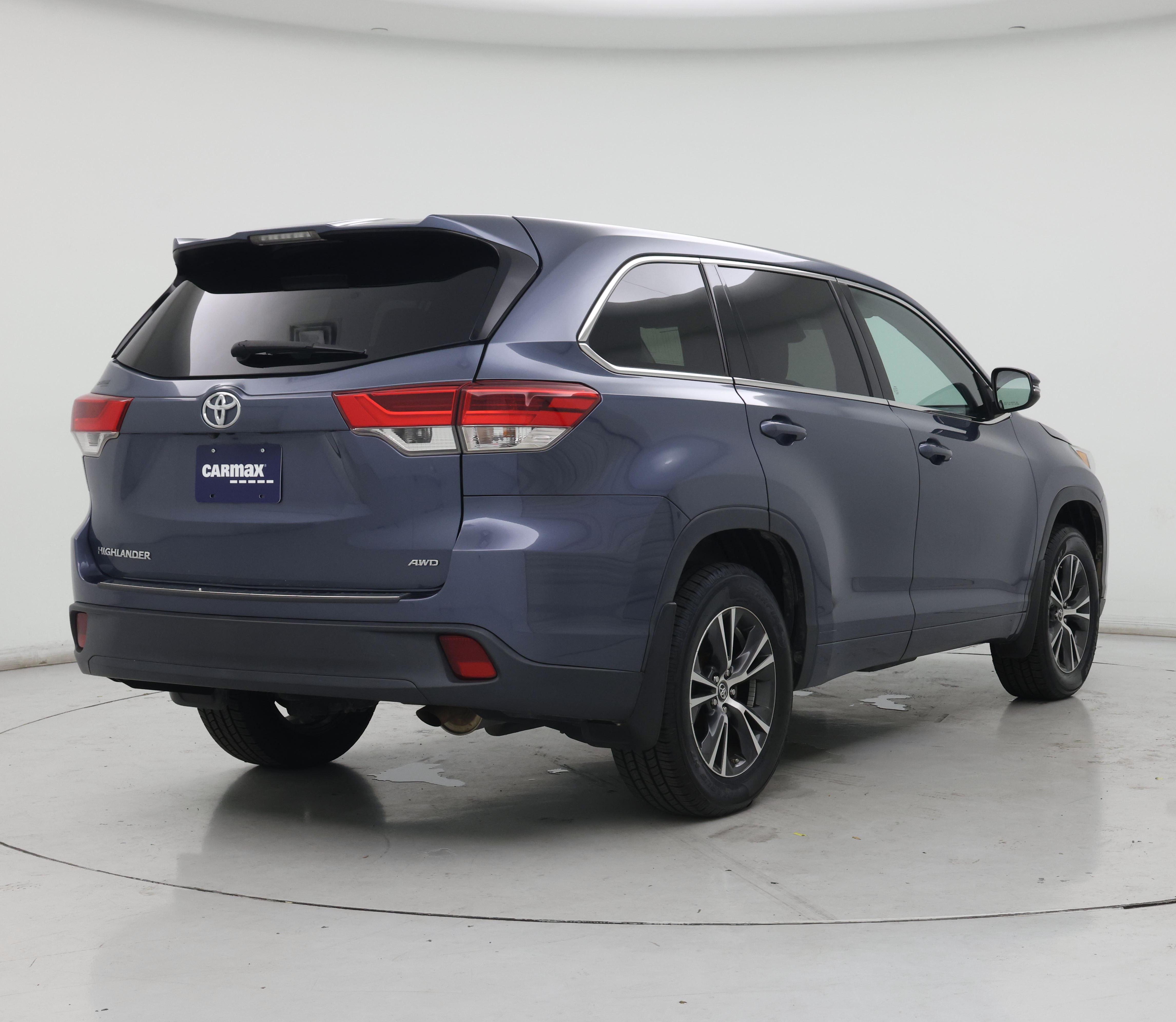 Thumbnail: 2018 Toyota Highlander - 8