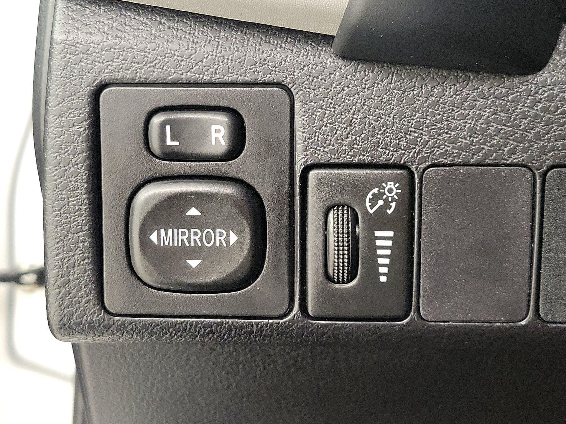 Thumbnail: 2018 Toyota Corolla - 13