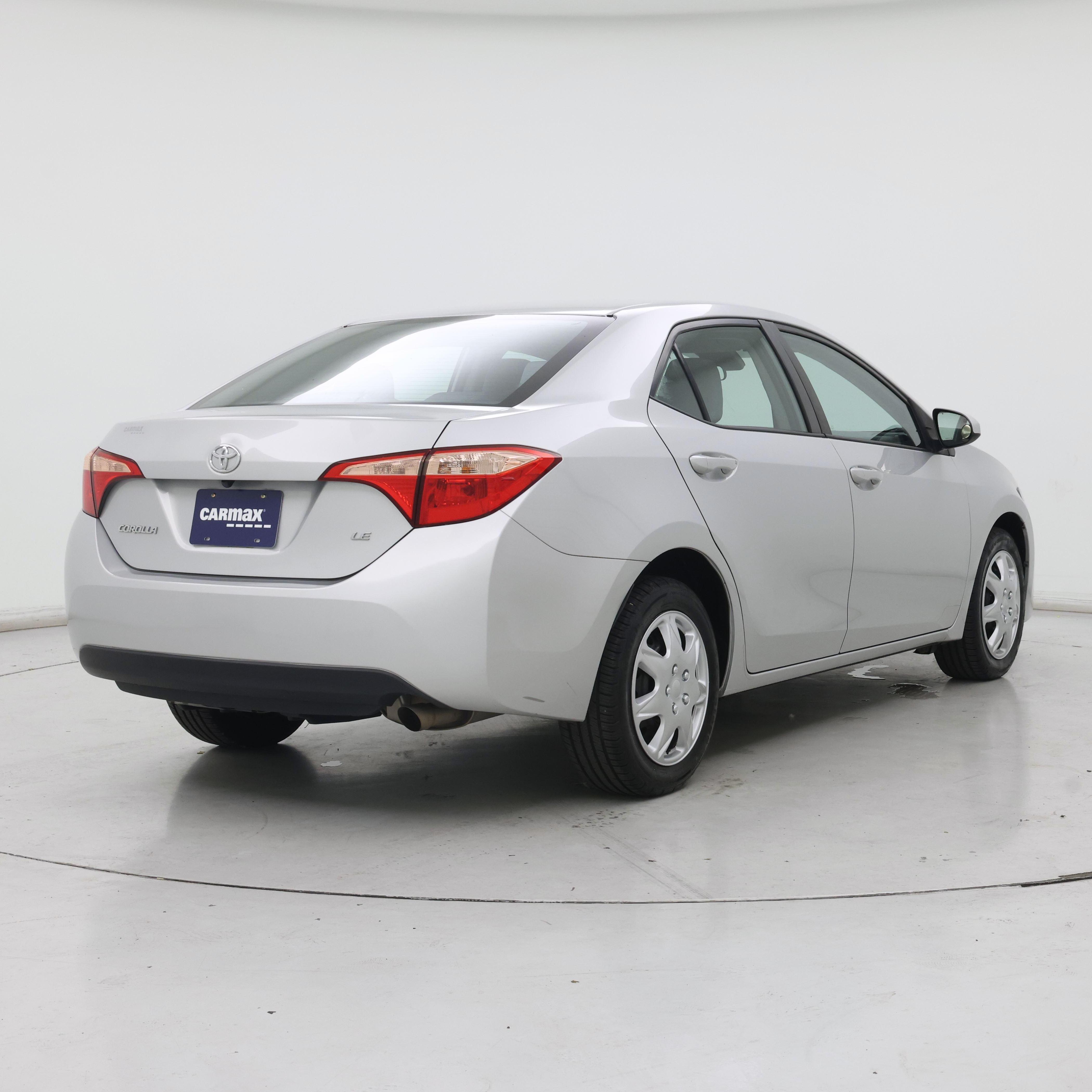 Thumbnail: 2018 Toyota Corolla - 8