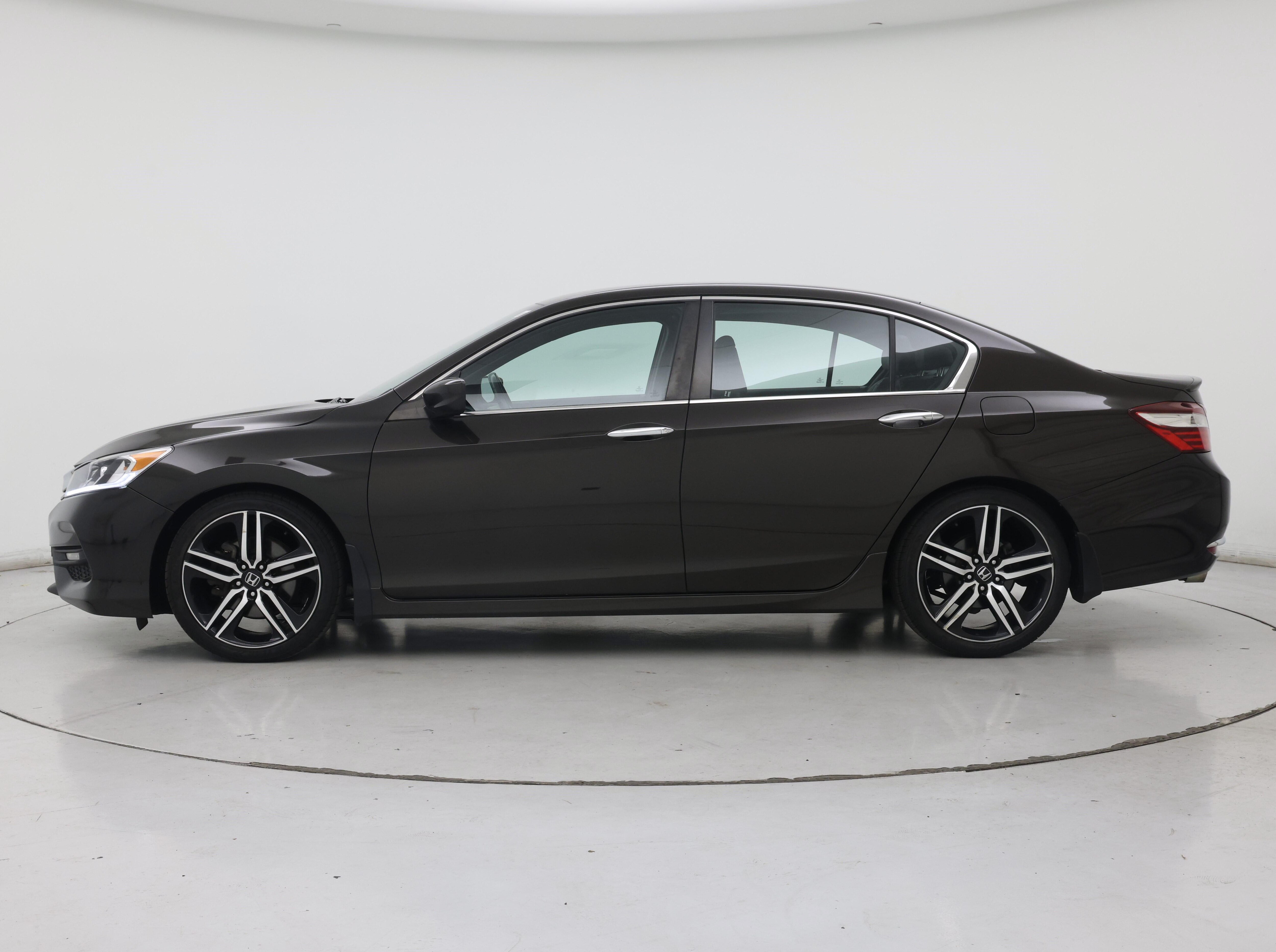 Thumbnail: 2016 Honda Accord - 3