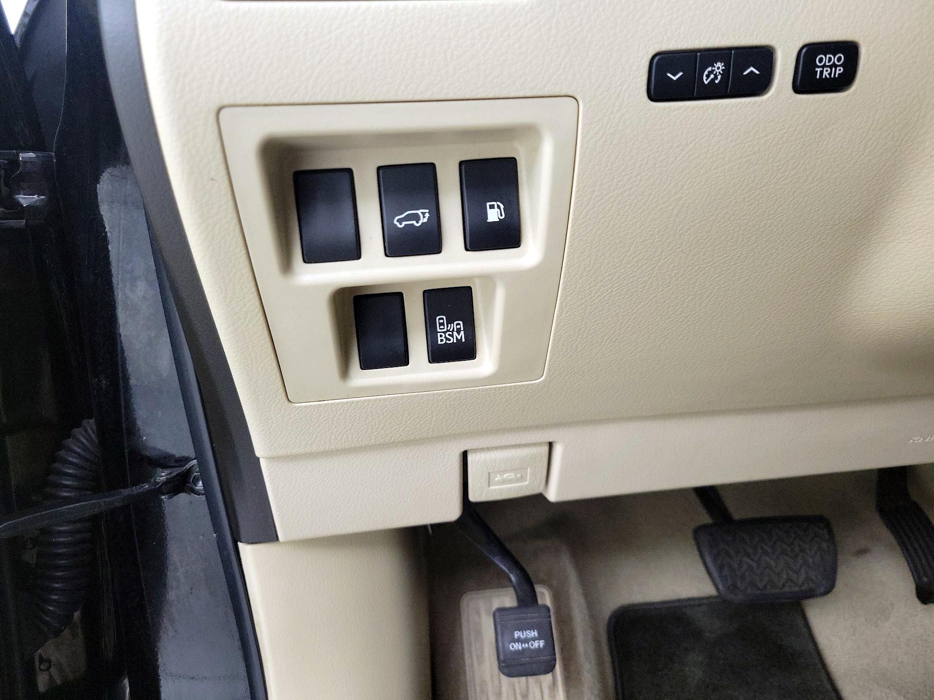 Thumbnail: 2014 Lexus RX - 13