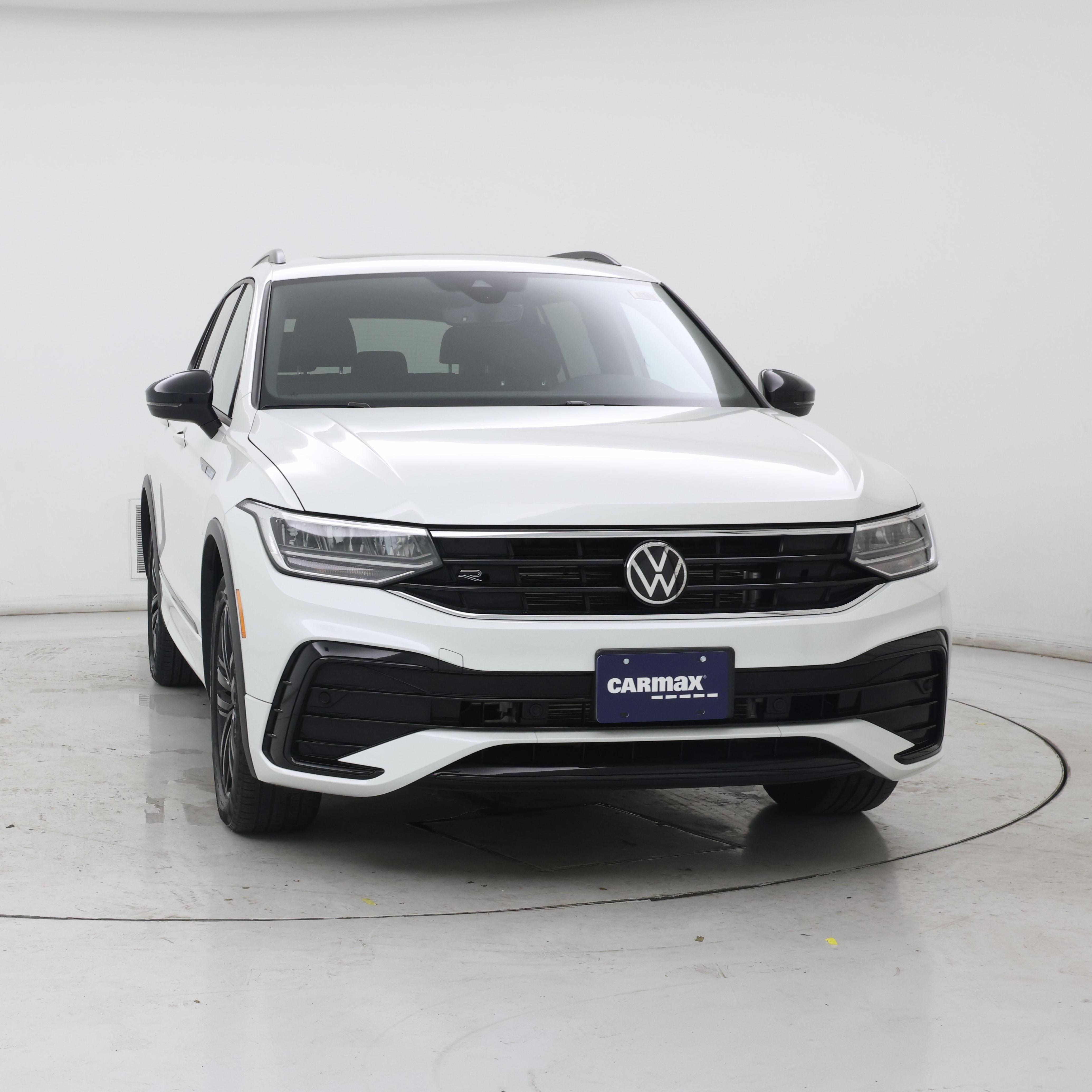 Thumbnail: 2022 Volkswagen Tiguan - 5