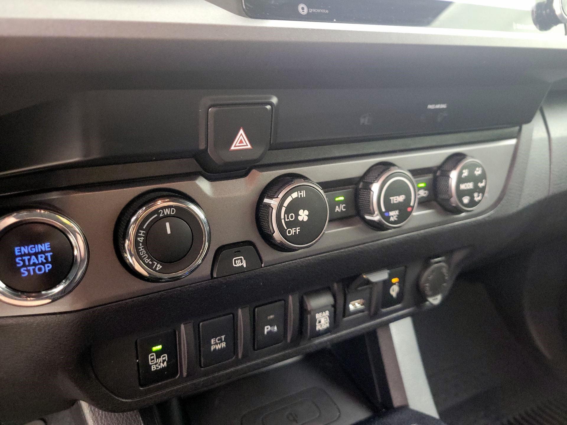 Thumbnail: 2020 Toyota Tacoma - 16