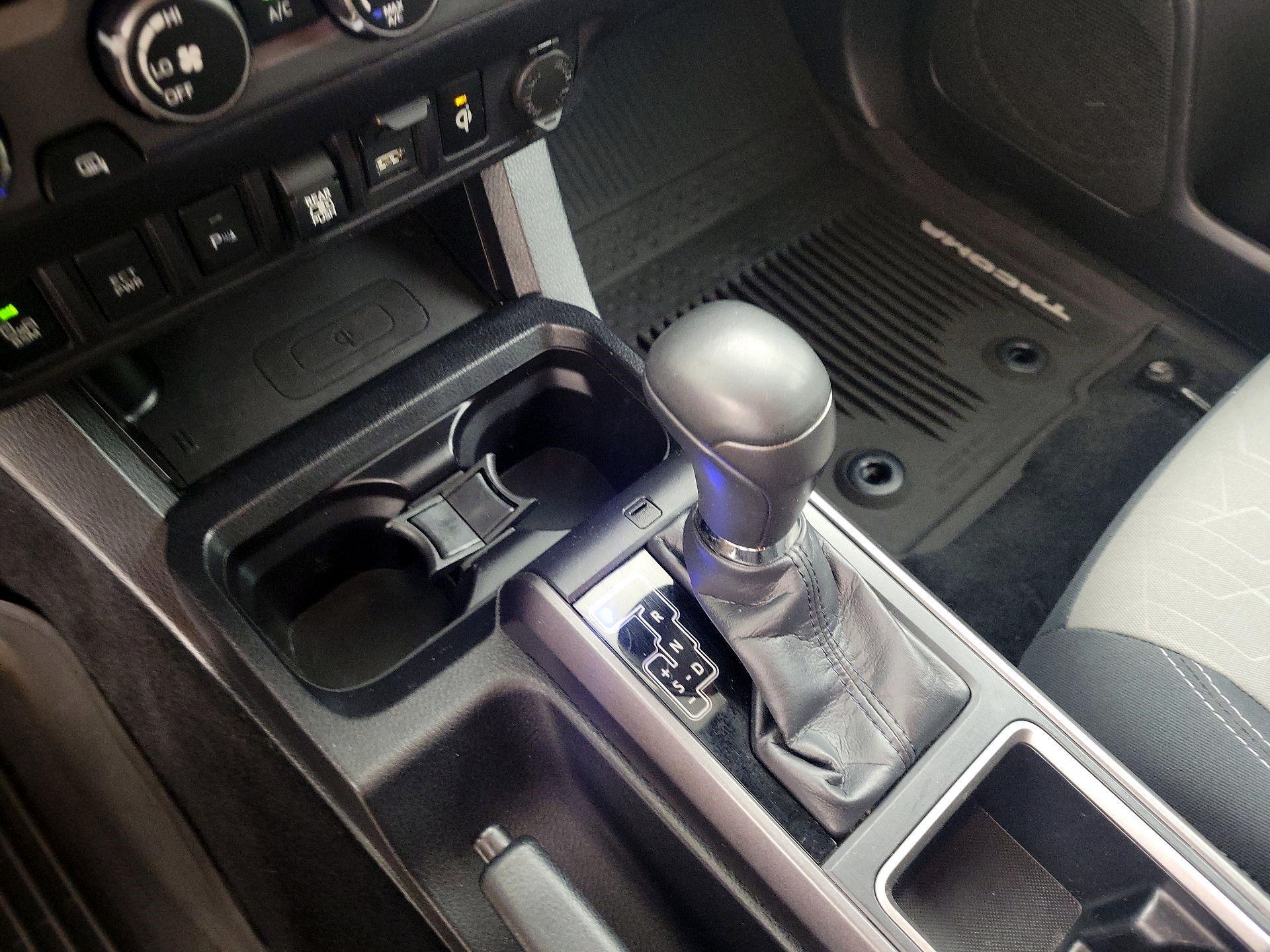 Thumbnail: 2020 Toyota Tacoma - 17