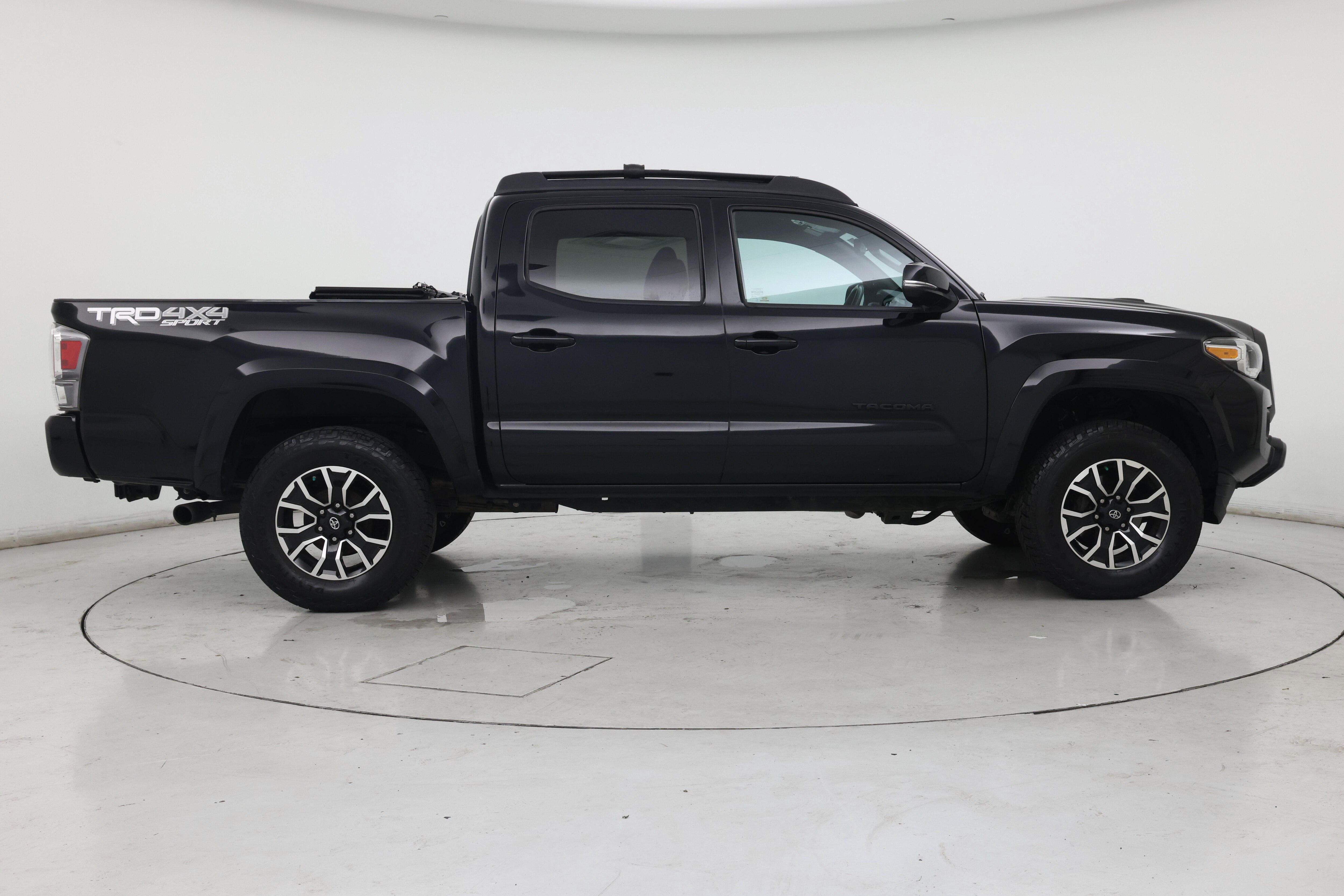 Thumbnail: 2020 Toyota Tacoma - 7