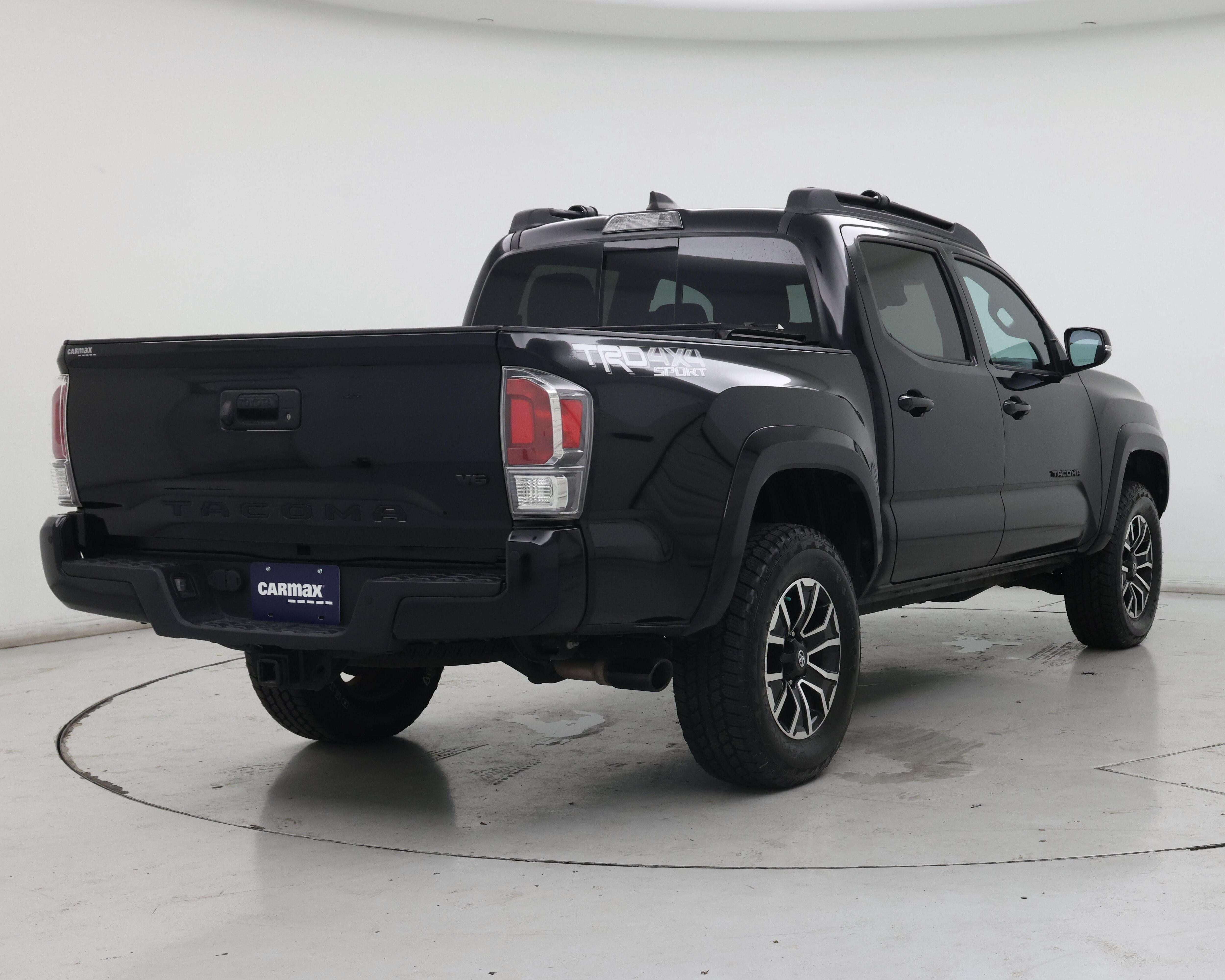 Thumbnail: 2020 Toyota Tacoma - 8