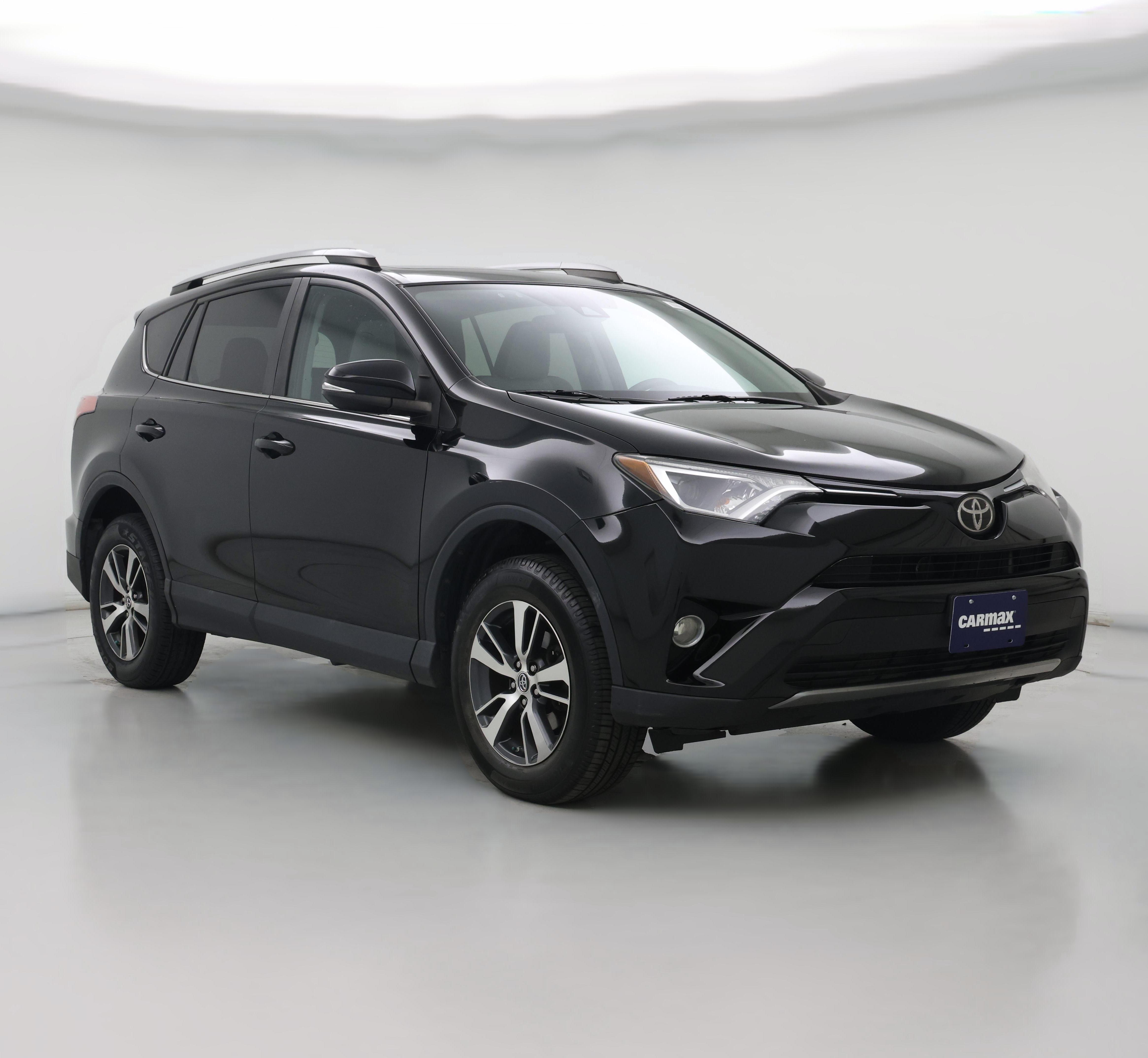 Thumbnail: 2017 Toyota RAV4 - 1