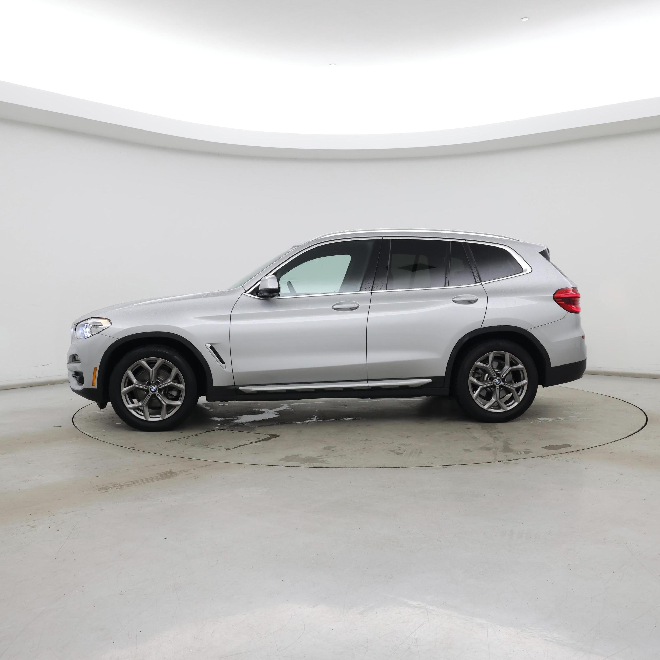 Thumbnail: 2021 BMW X3 - 3