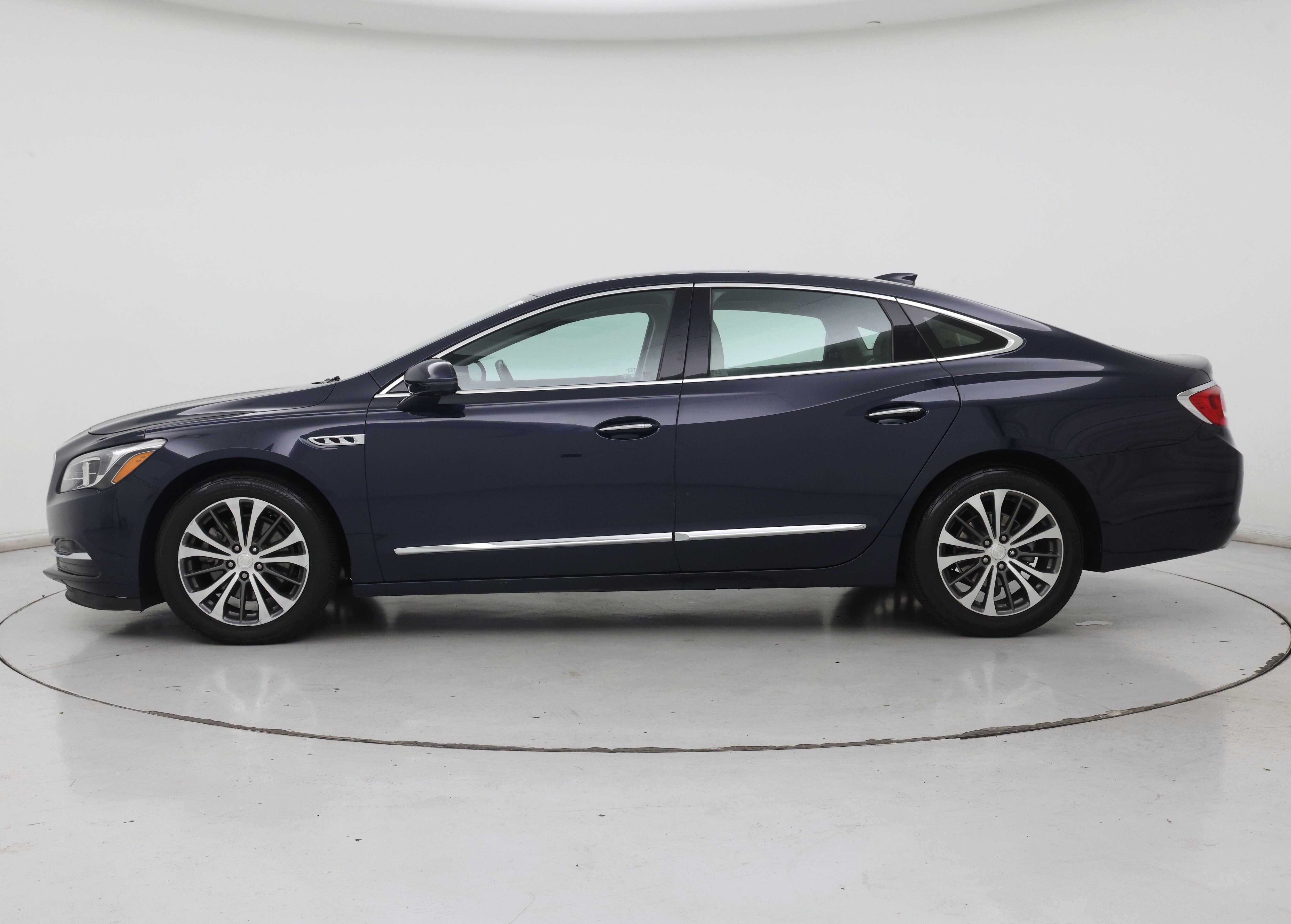 Thumbnail: 2017 Buick LaCrosse - 3