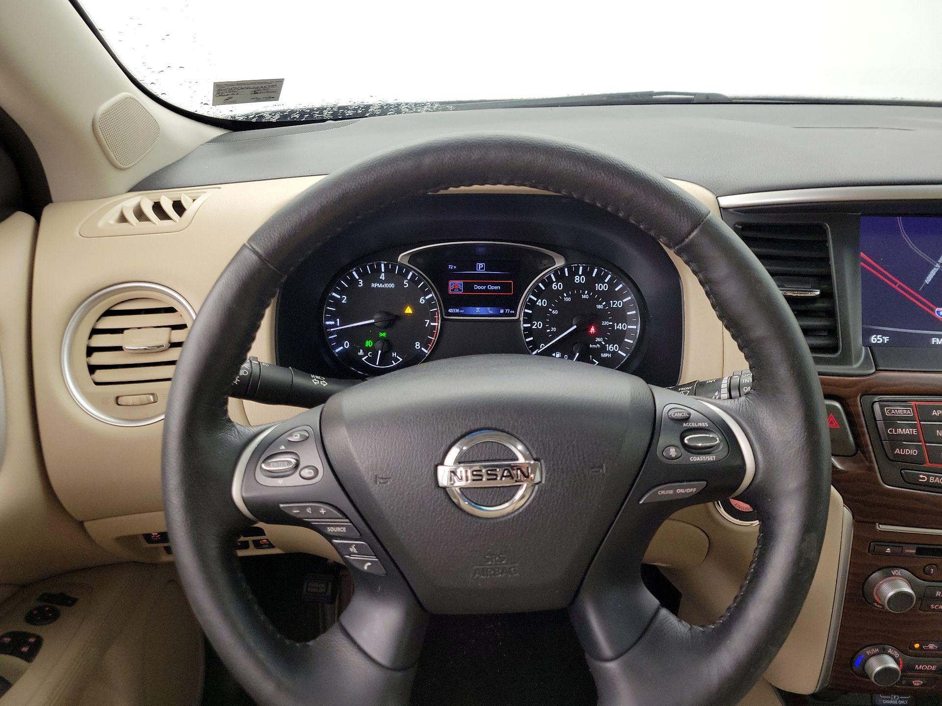 Thumbnail: 2020 Nissan Pathfinder - 10