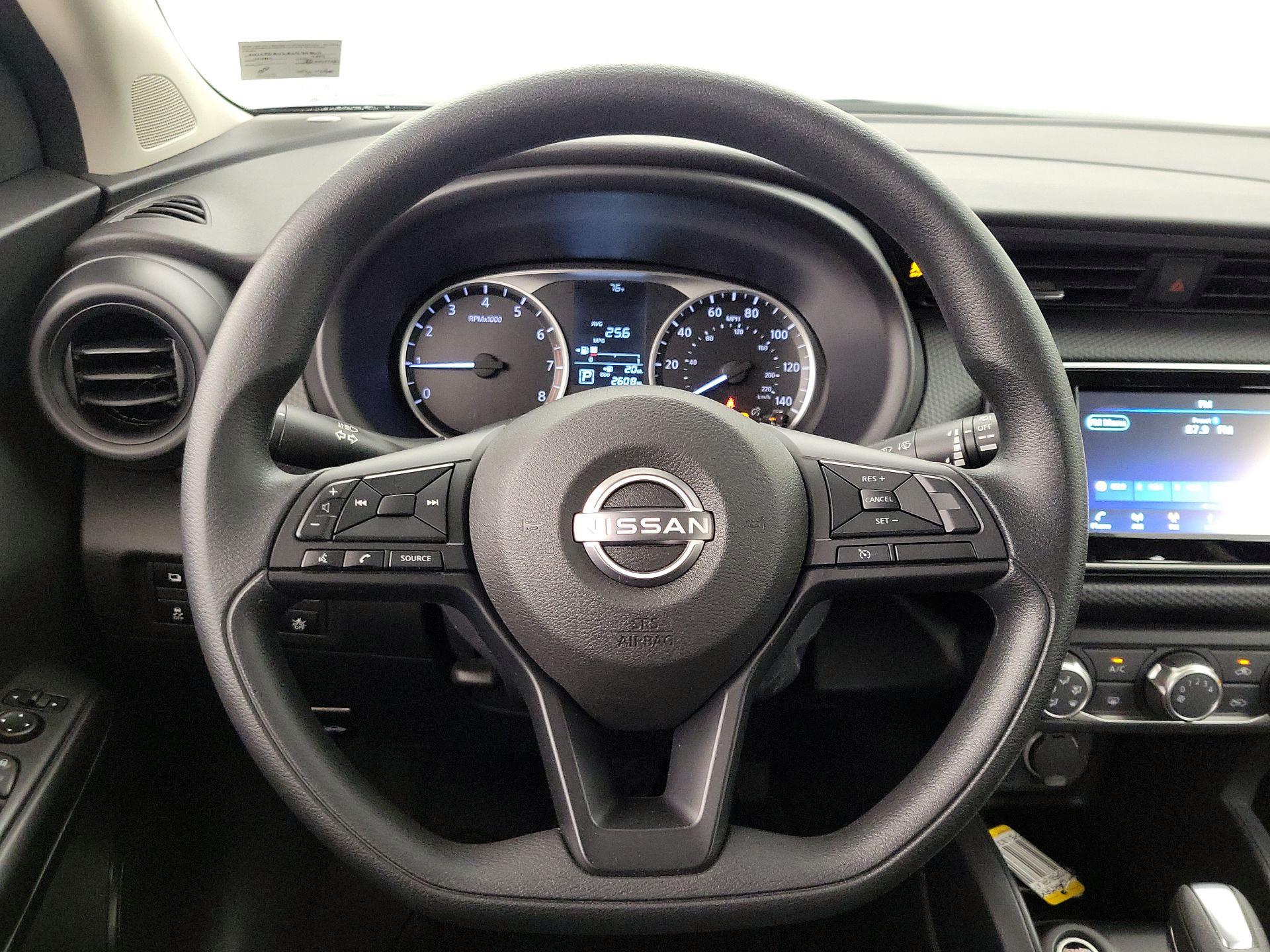 Thumbnail: 2024 Nissan Kicks - 10