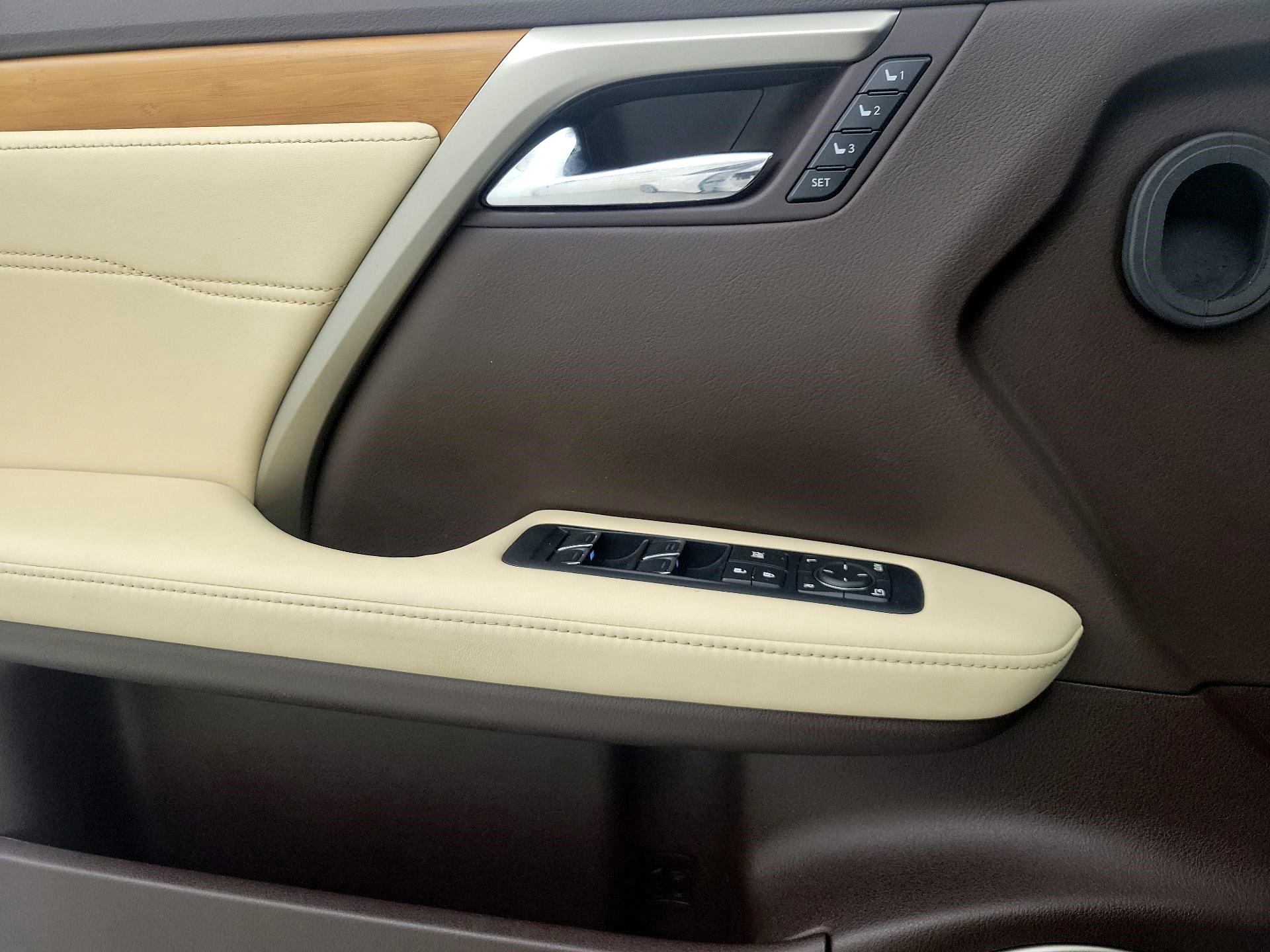 Thumbnail: 2016 Lexus RX - 12