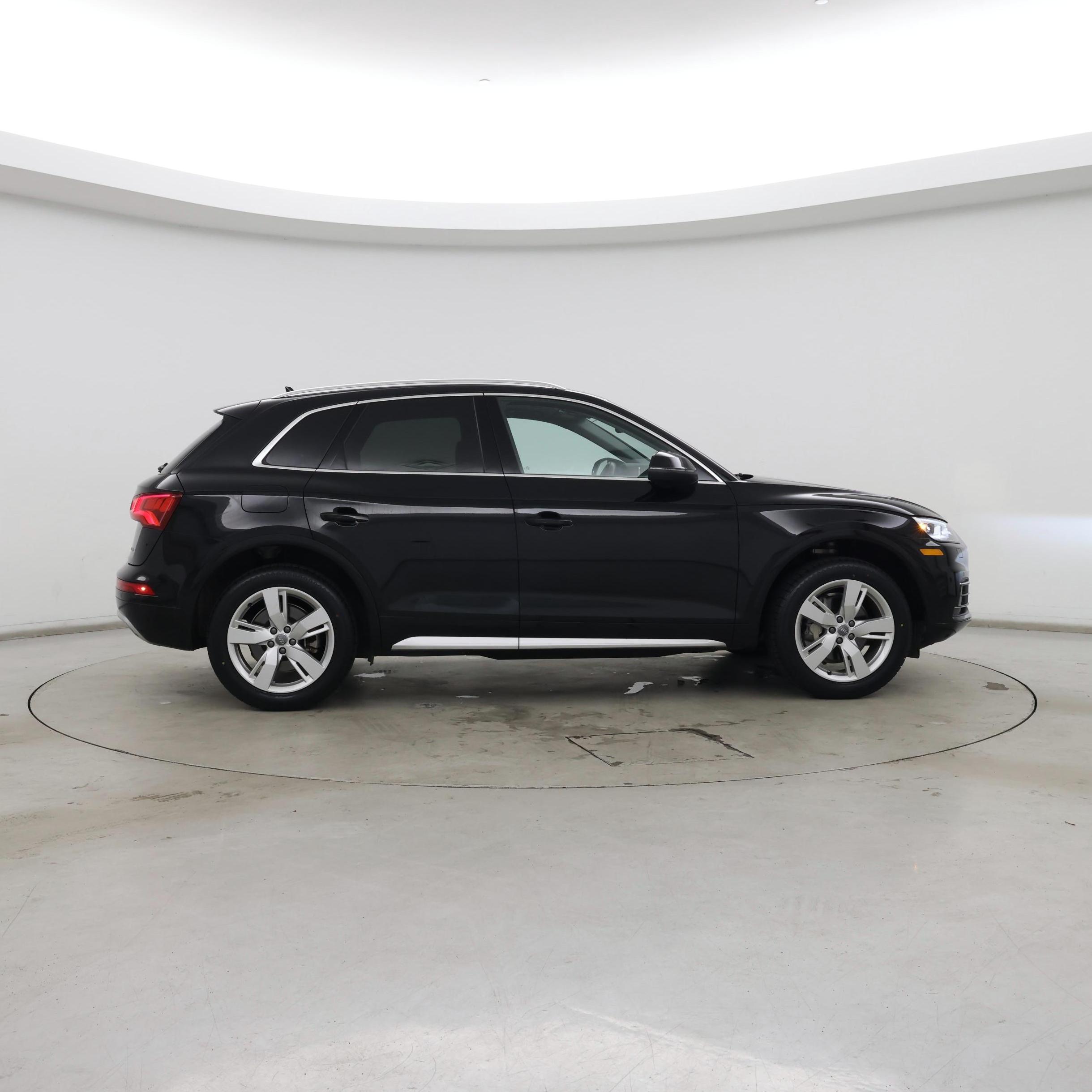 Thumbnail: 2019 Audi Q5 - 7