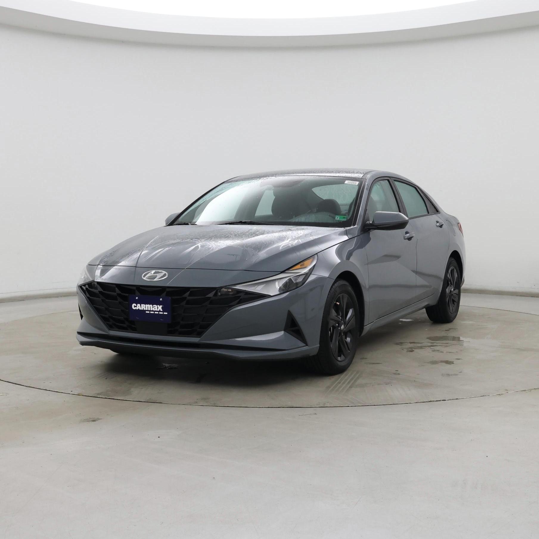 Thumbnail: 2022 Hyundai Elantra - 4