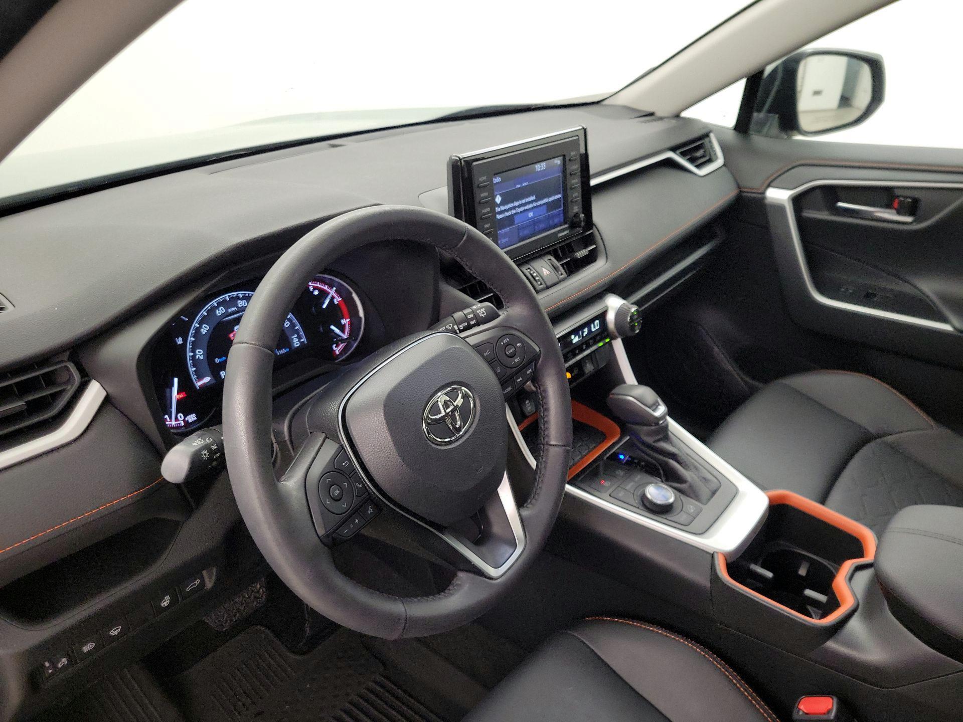 Thumbnail: 2022 Toyota RAV4 - 9