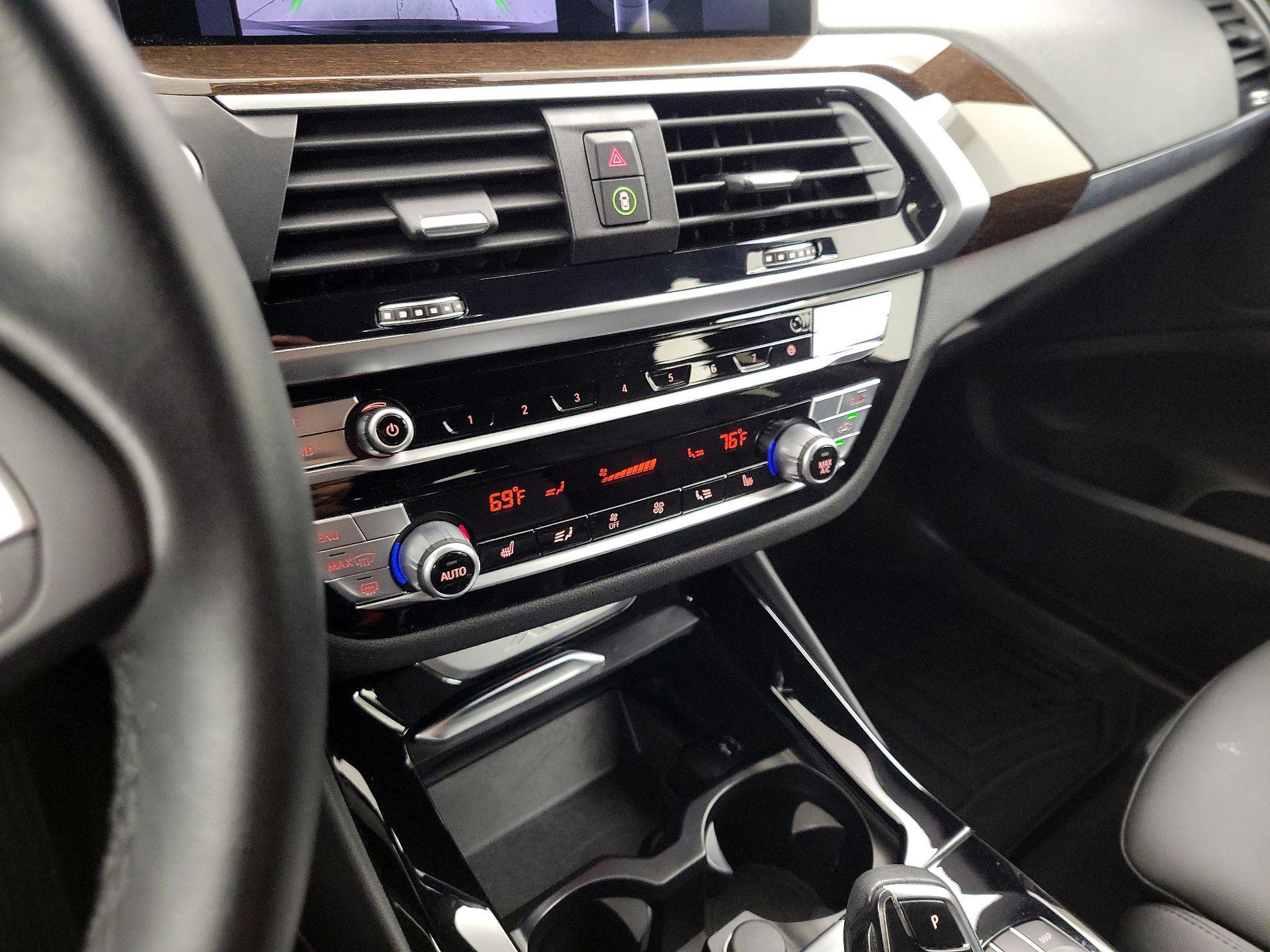Thumbnail: 2021 BMW X3 - 17