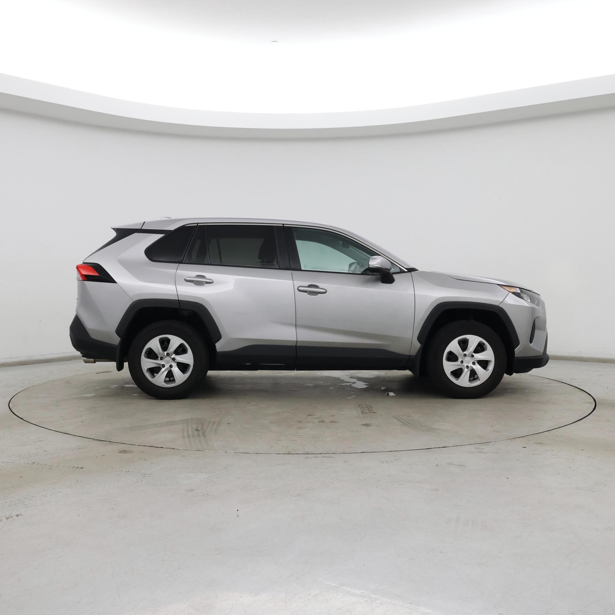 Thumbnail: 2022 Toyota RAV4 - 7