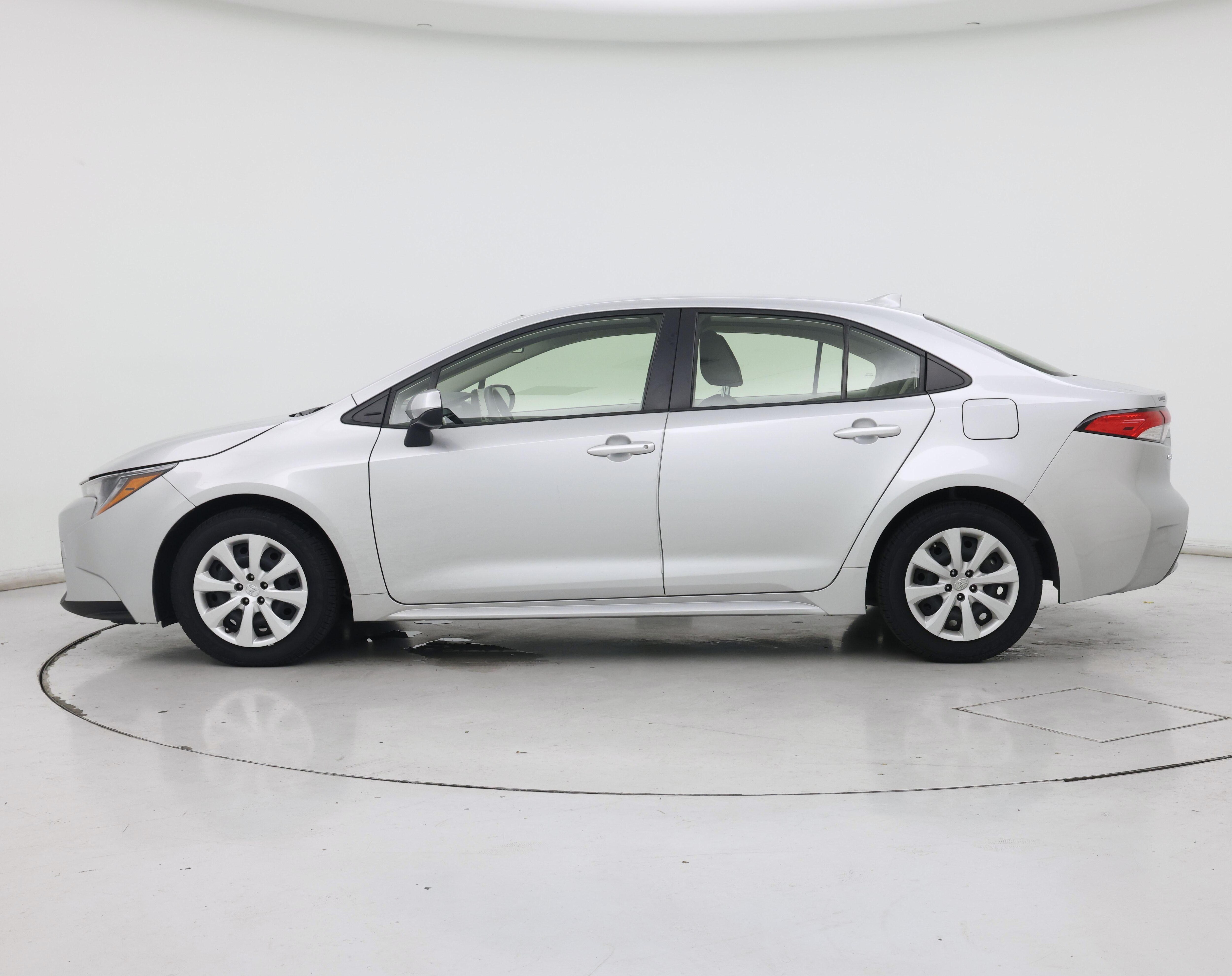 Thumbnail: 2022 Toyota Corolla - 3