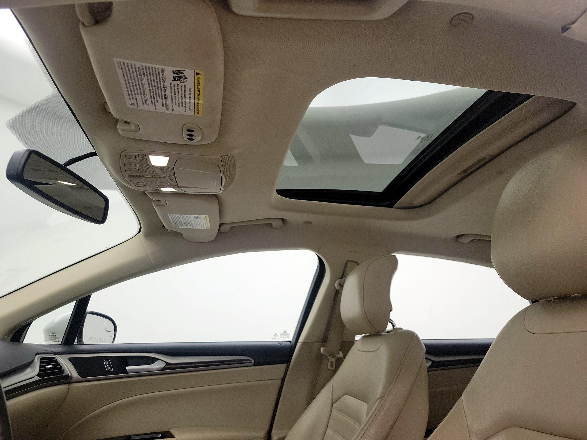 Thumbnail: 2013 Ford Fusion - 20