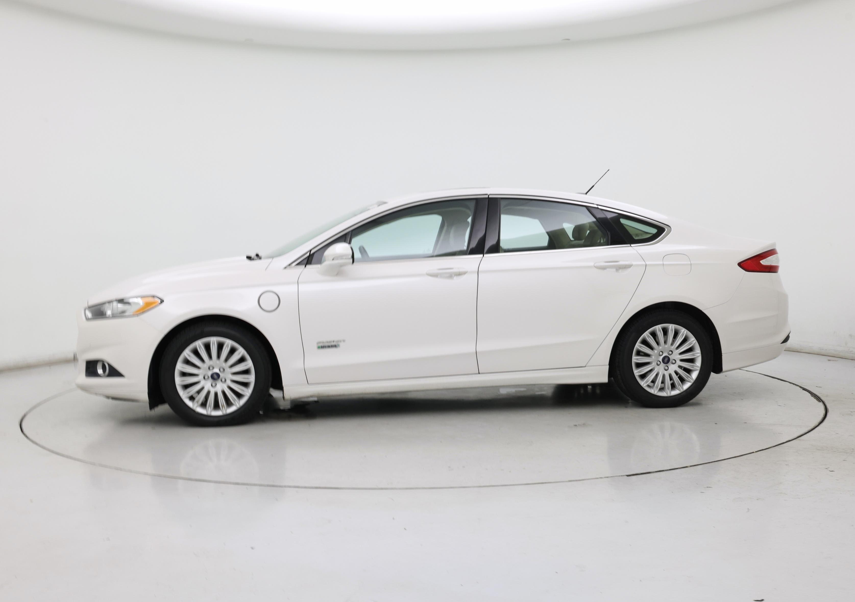 Thumbnail: 2013 Ford Fusion - 3