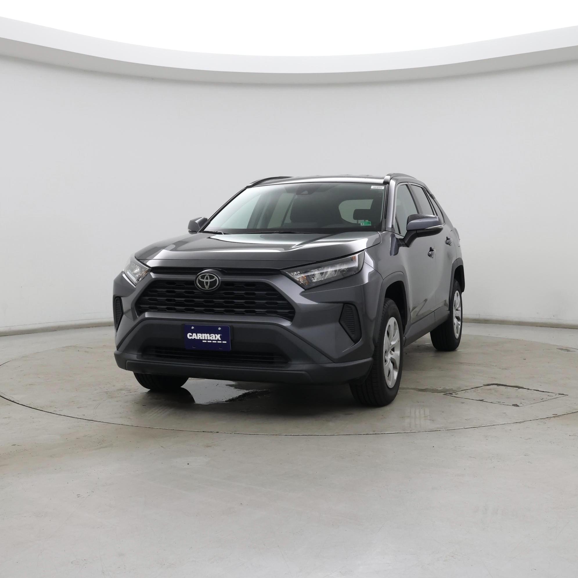 Thumbnail: 2021 Toyota RAV4 - 4