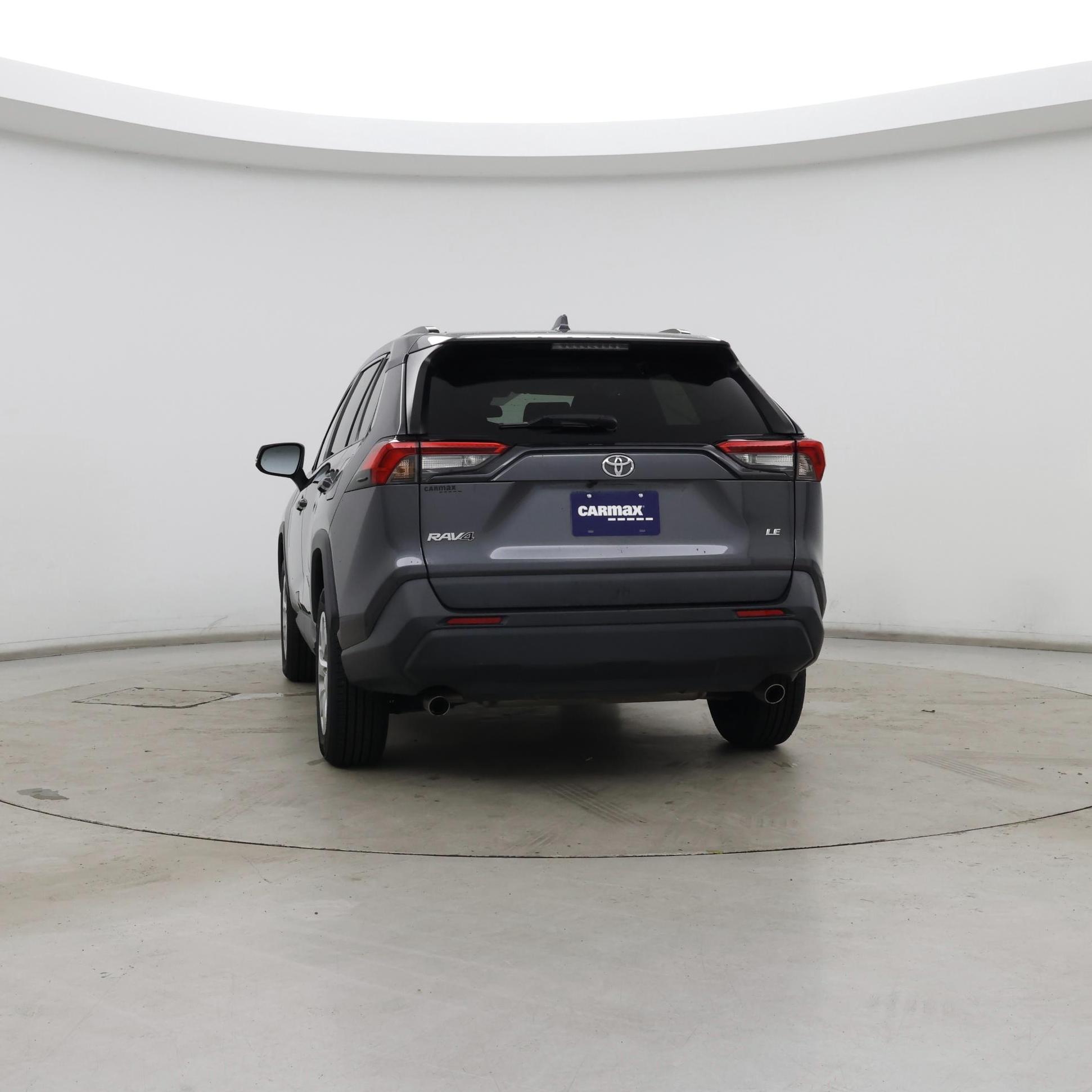 Thumbnail: 2021 Toyota RAV4 - 6