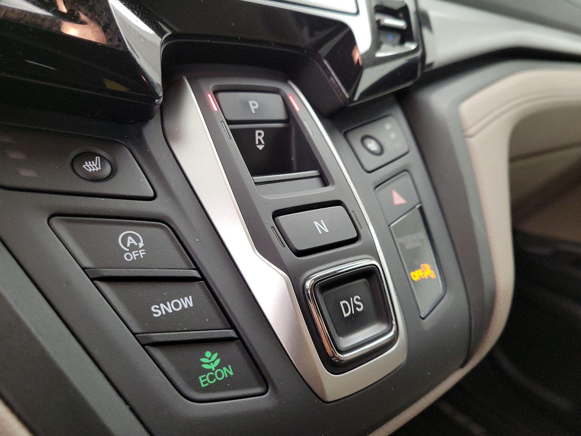 Thumbnail: 2022 Honda Odyssey - 17