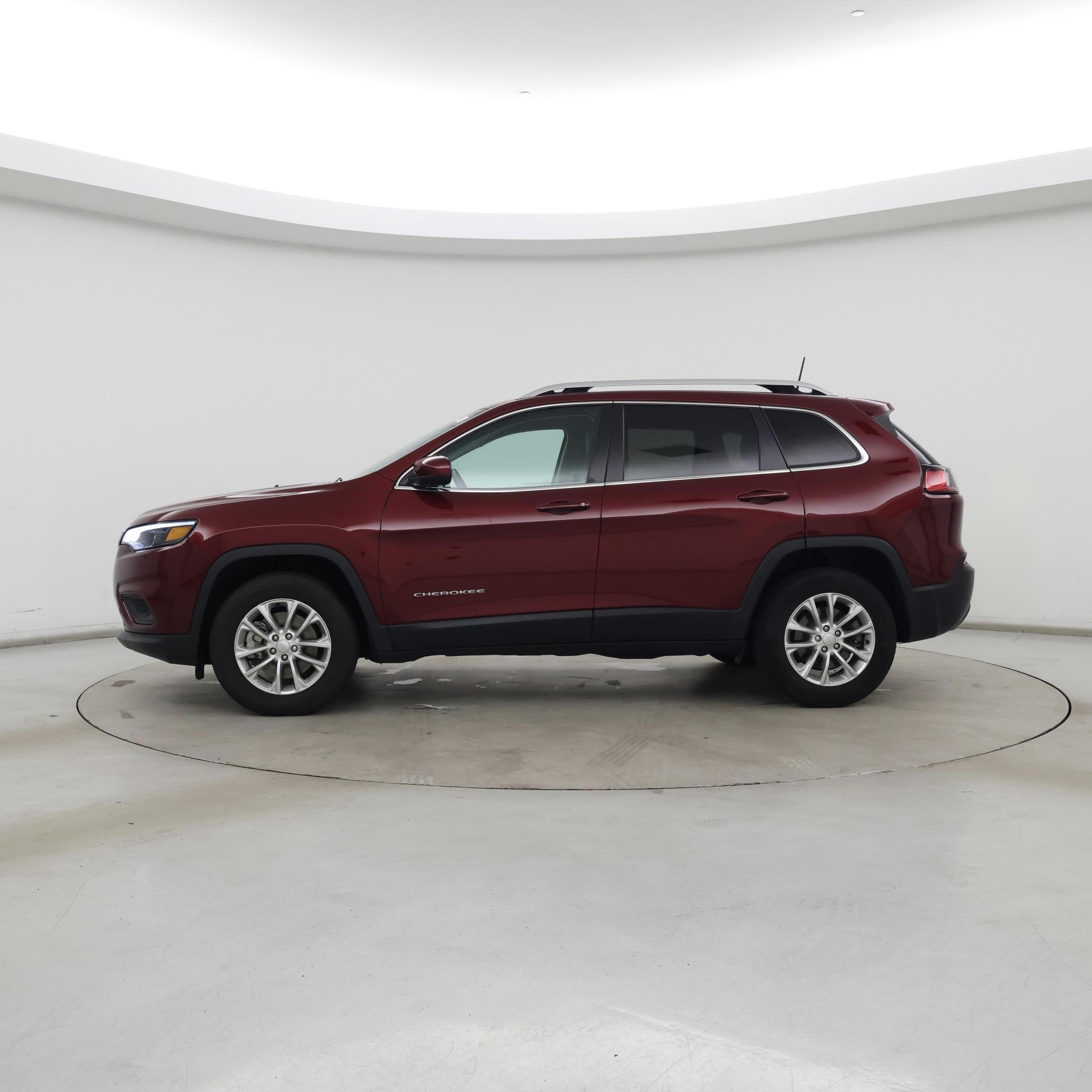 Thumbnail: 2019 Jeep Cherokee - 3