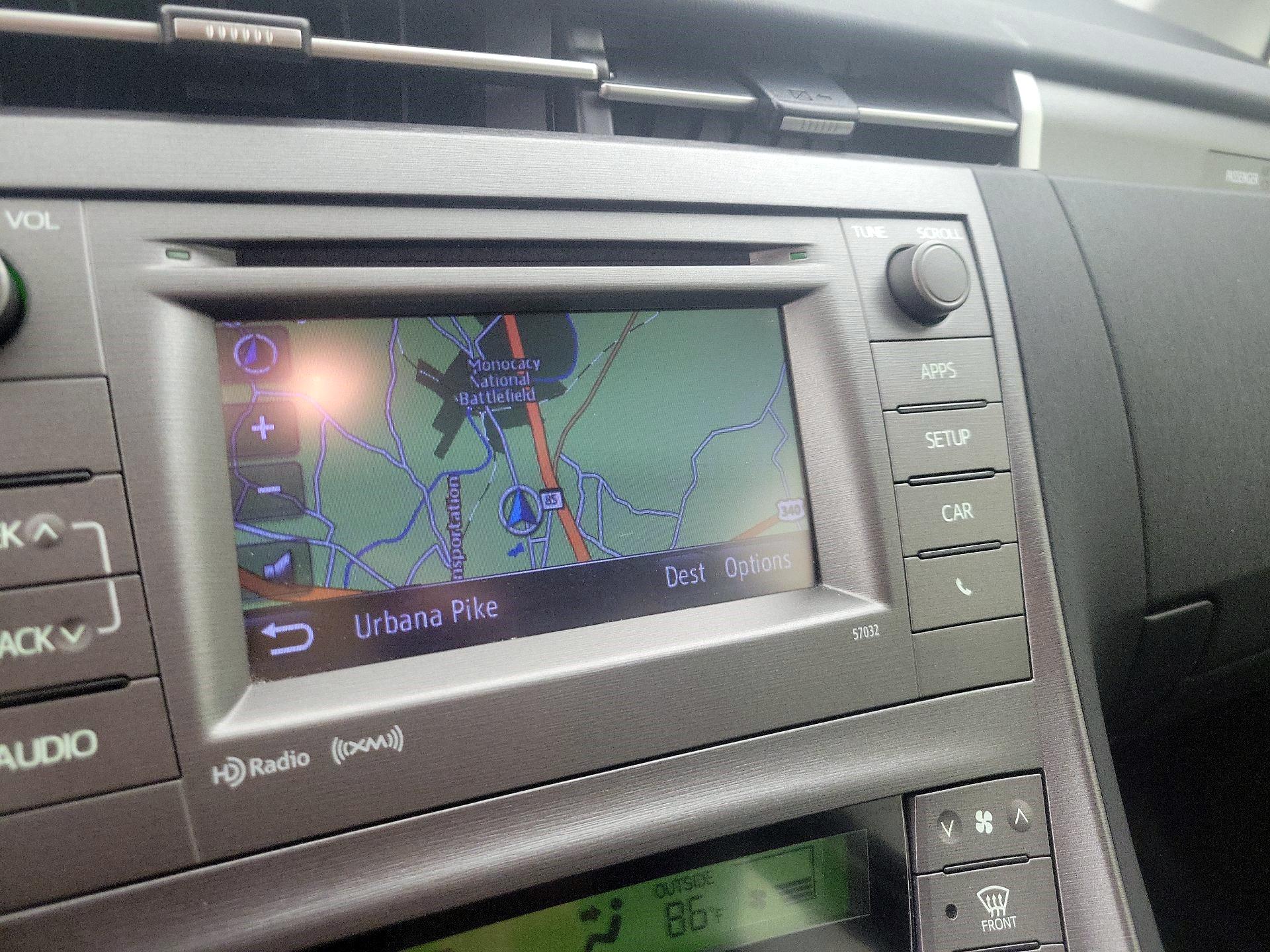 Thumbnail: 2013 Toyota Prius - 14