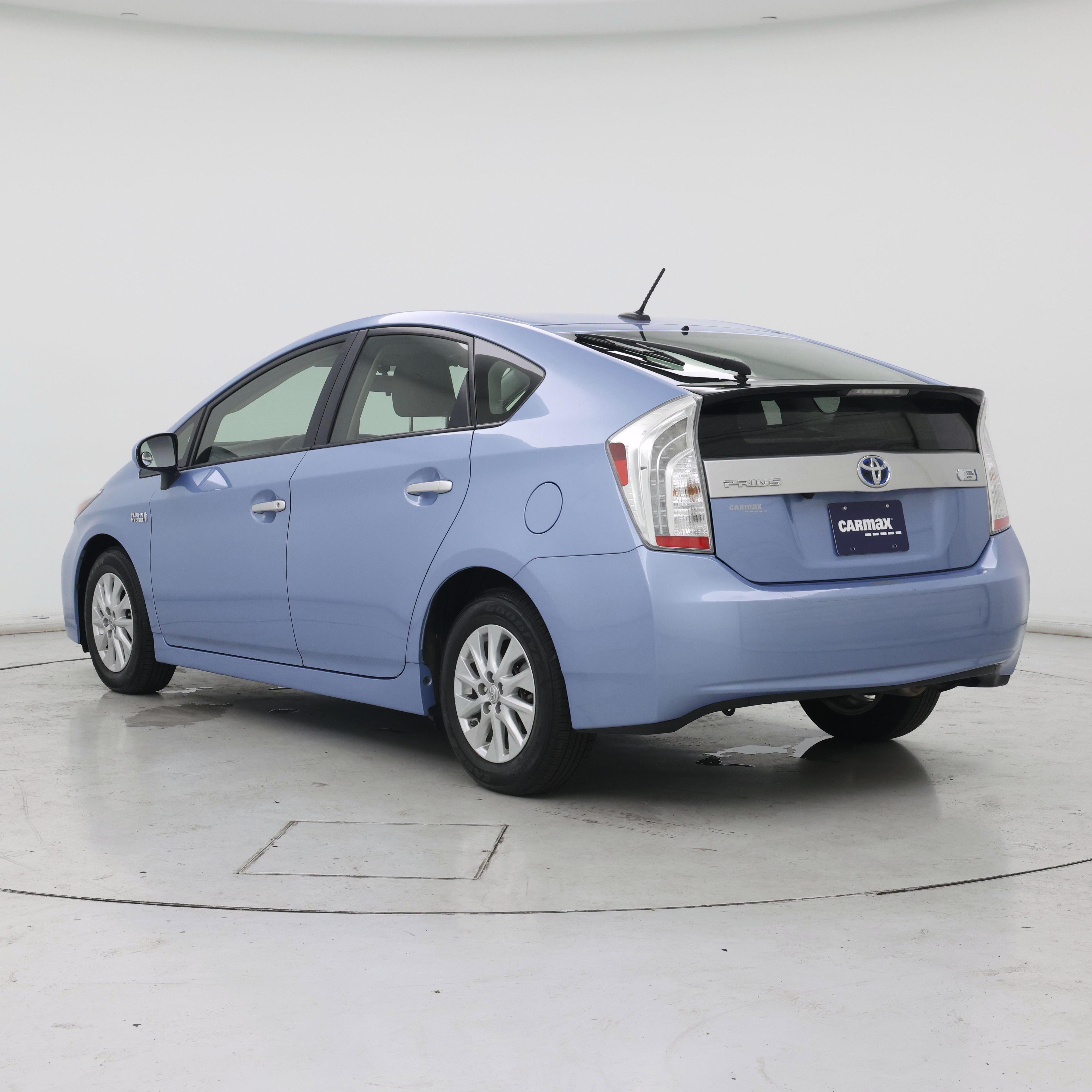 Thumbnail: 2013 Toyota Prius - 2