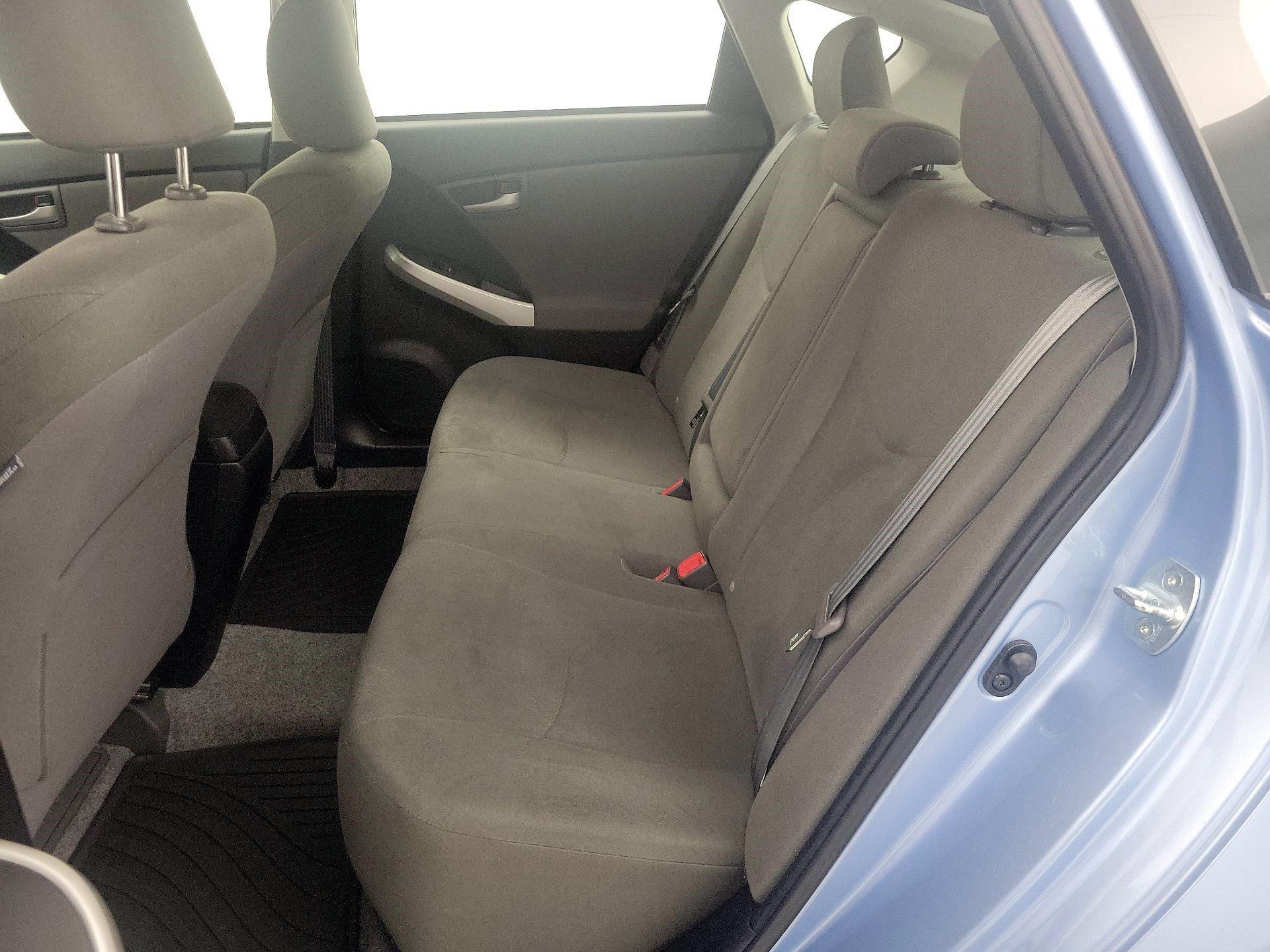 Thumbnail: 2013 Toyota Prius - 20