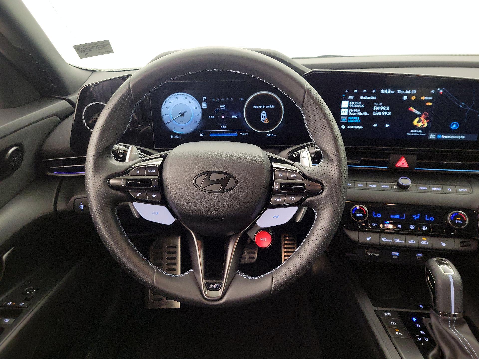 Thumbnail: 2024 Hyundai Elantra - 10