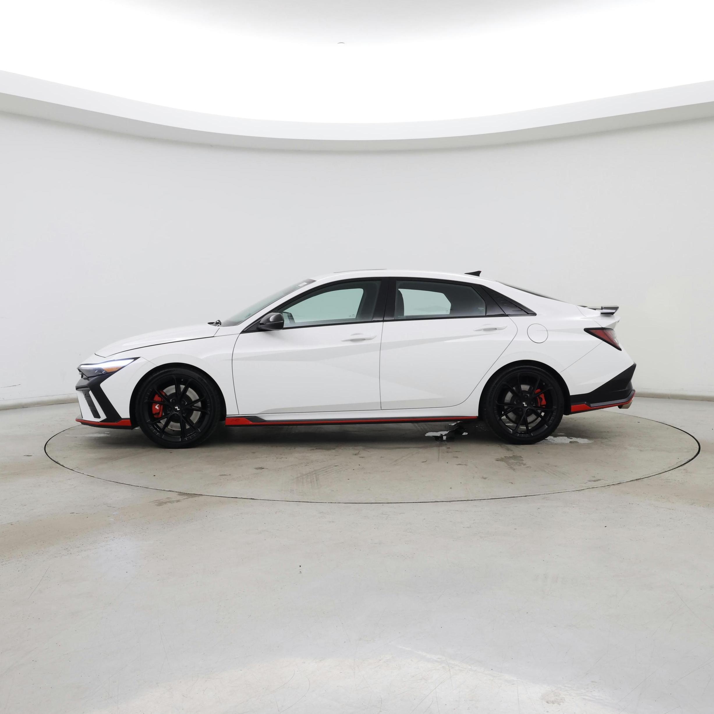 Thumbnail: 2024 Hyundai Elantra - 3