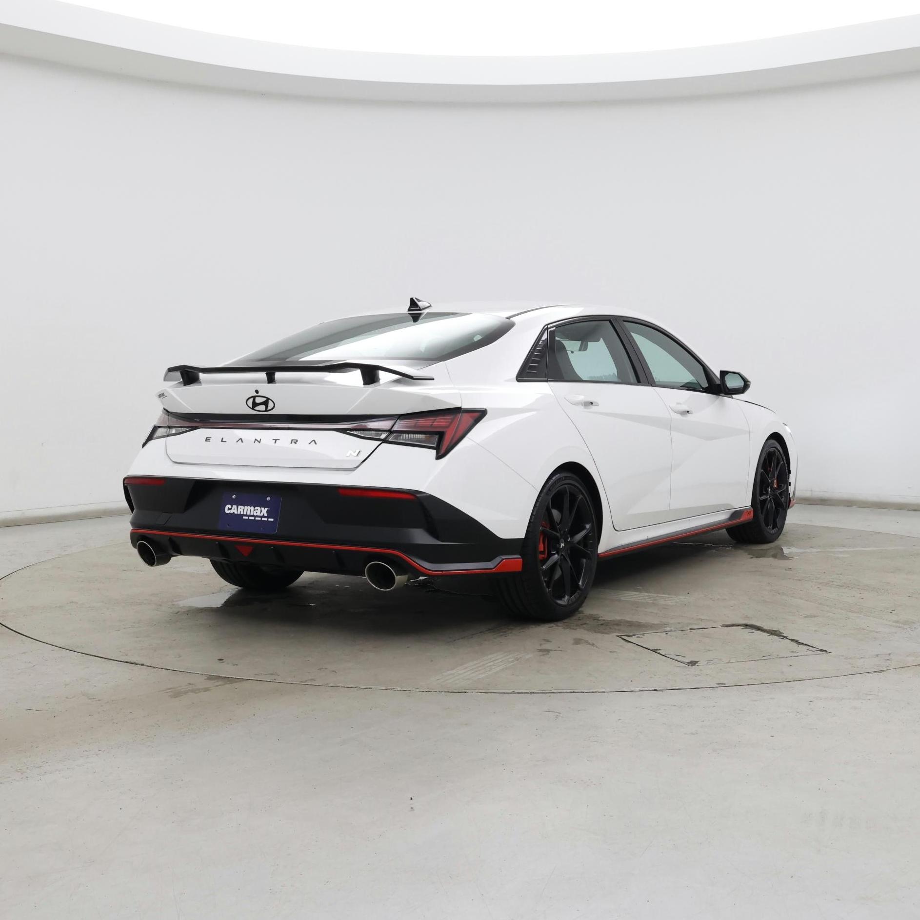 Thumbnail: 2024 Hyundai Elantra - 8