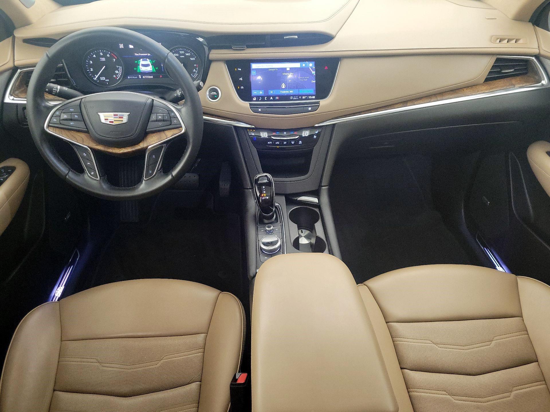 Thumbnail: 2022 Cadillac XT5 - 9