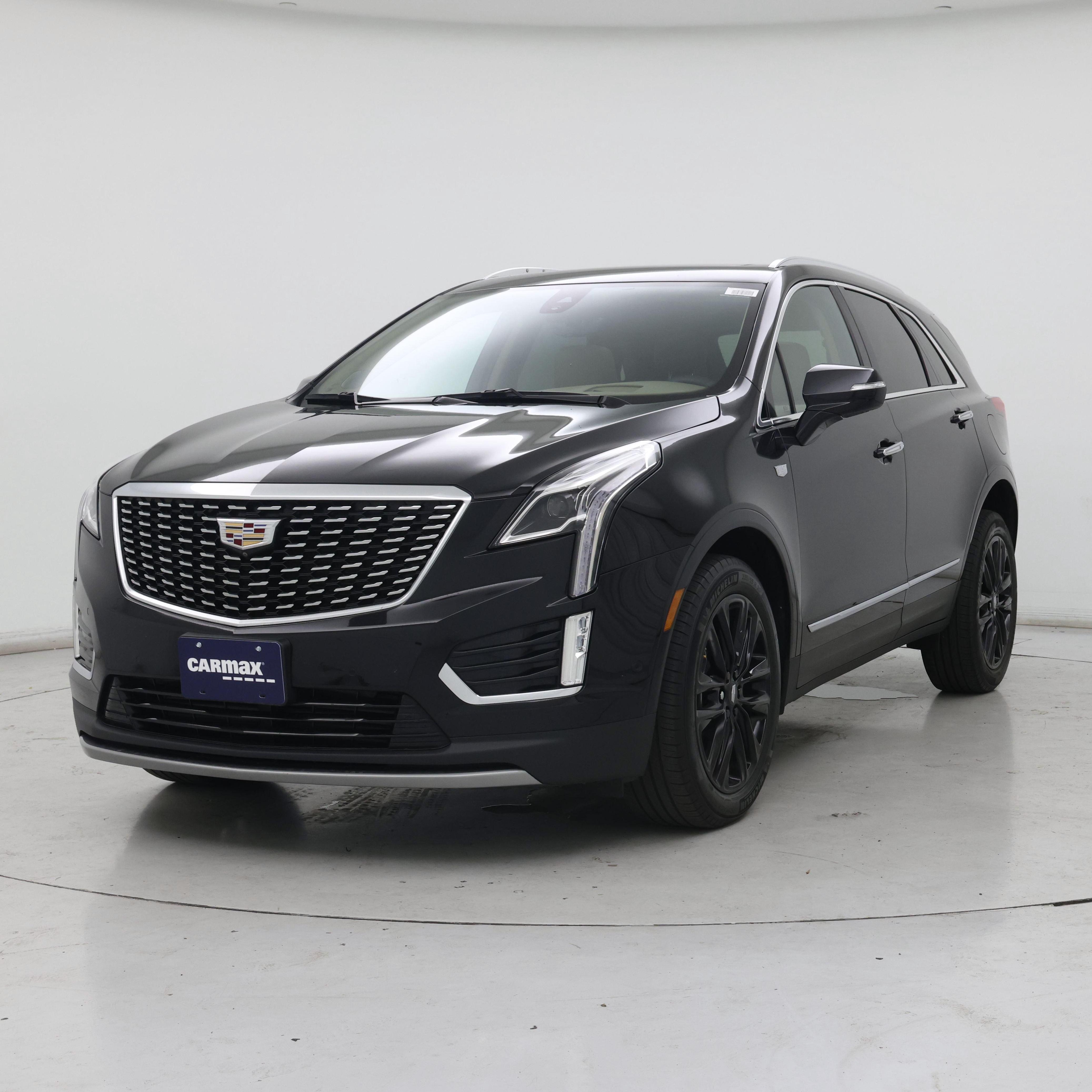 Thumbnail: 2022 Cadillac XT5 - 4