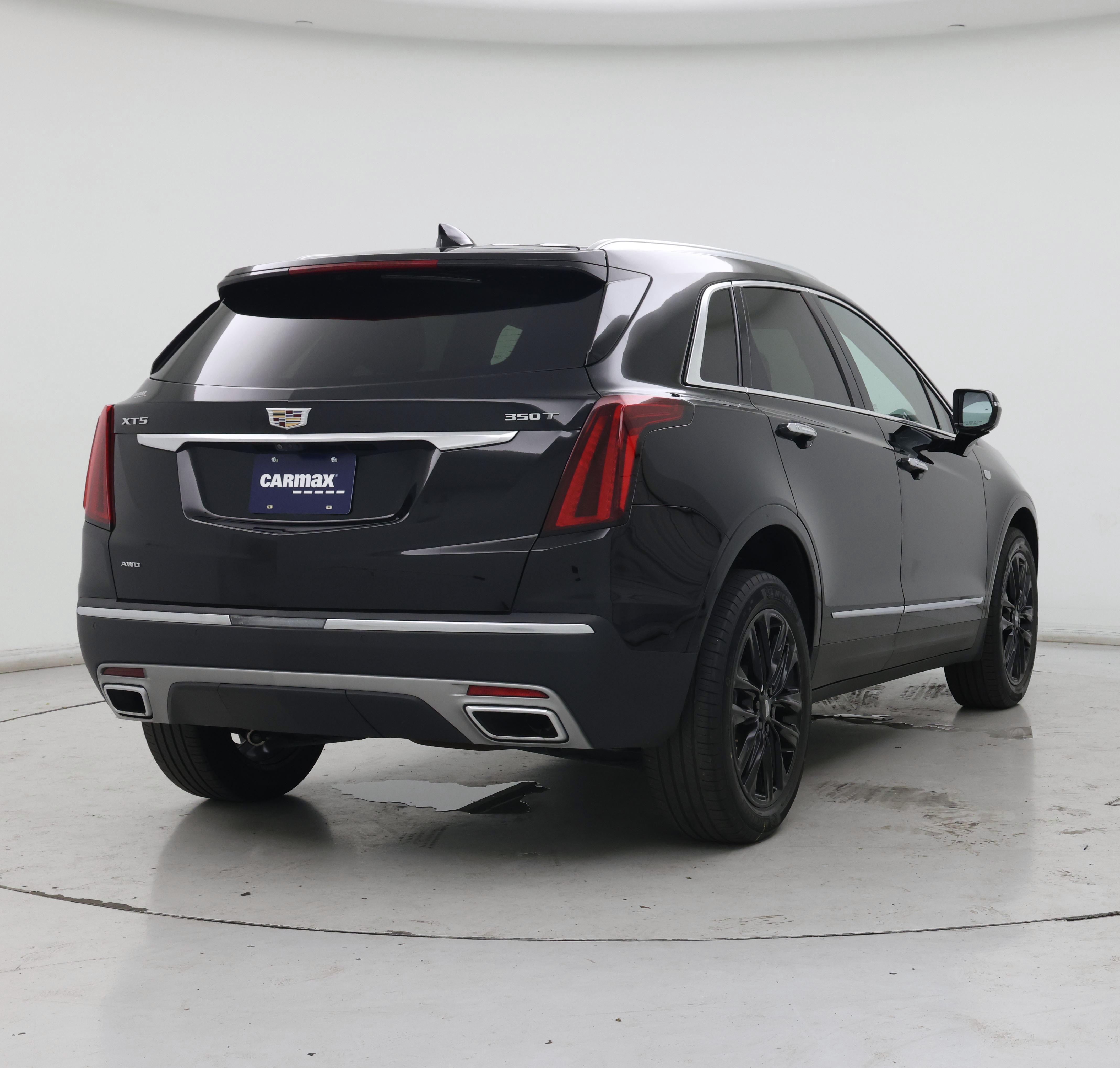 Thumbnail: 2022 Cadillac XT5 - 8