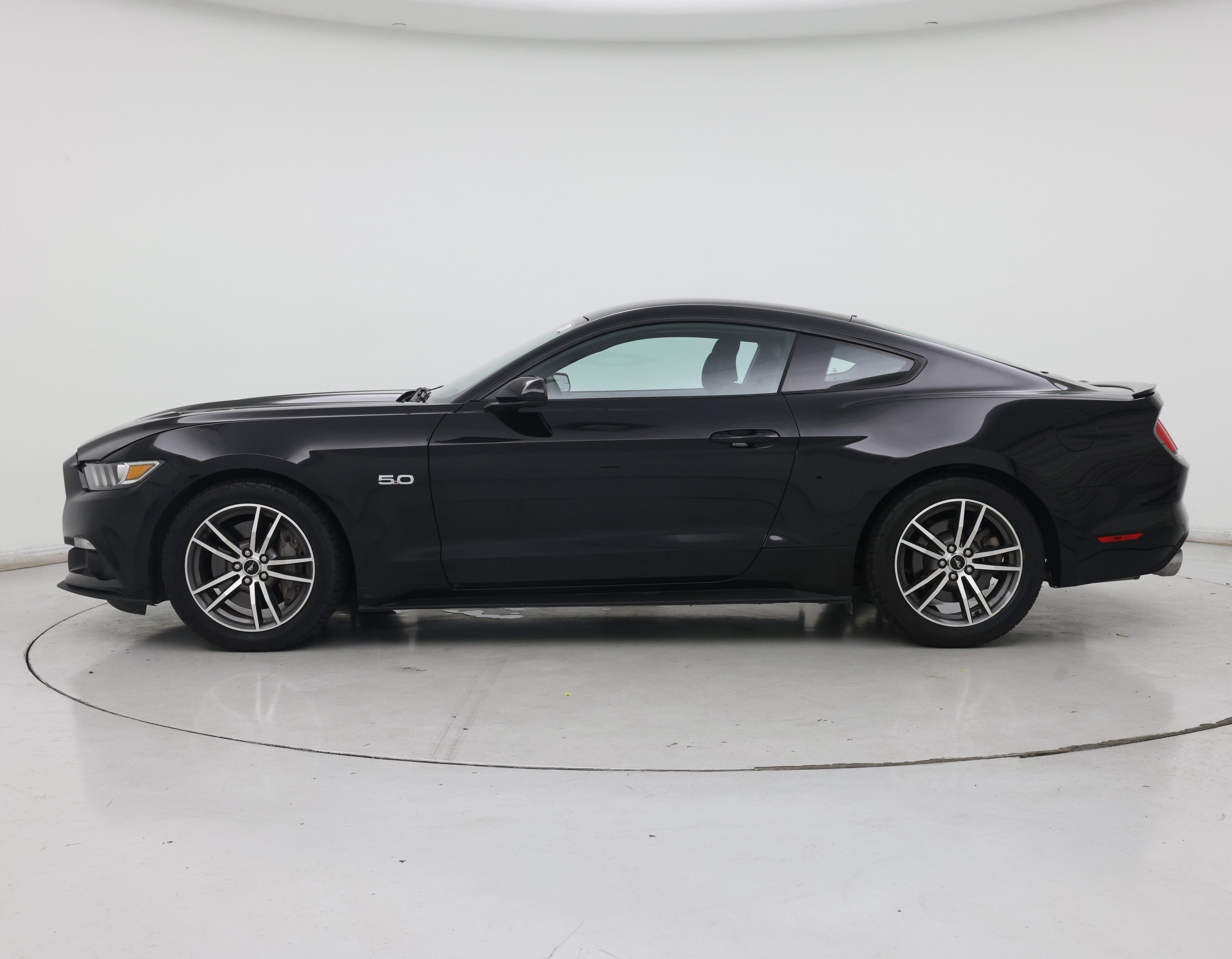 Thumbnail: 2015 Ford Mustang - 3