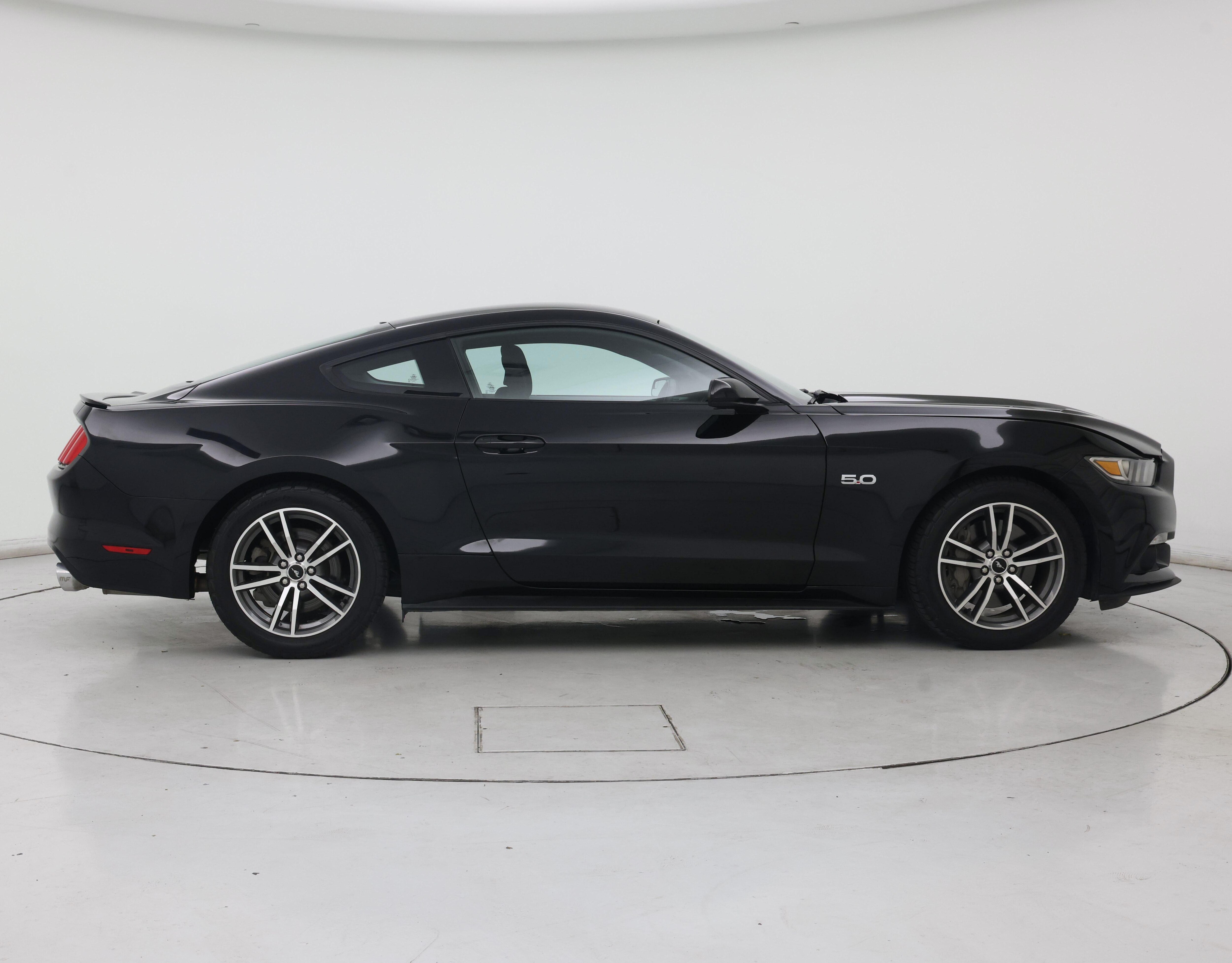 Thumbnail: 2015 Ford Mustang - 7